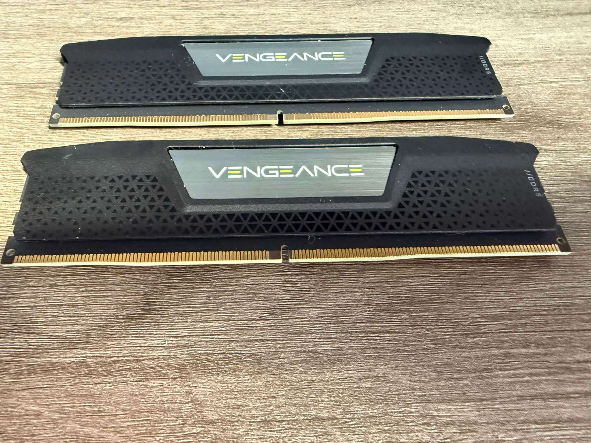 Corsair Vengeance RGB 32GB (2x16GB) RAM DDR5 5600MHz Low Clearance Size