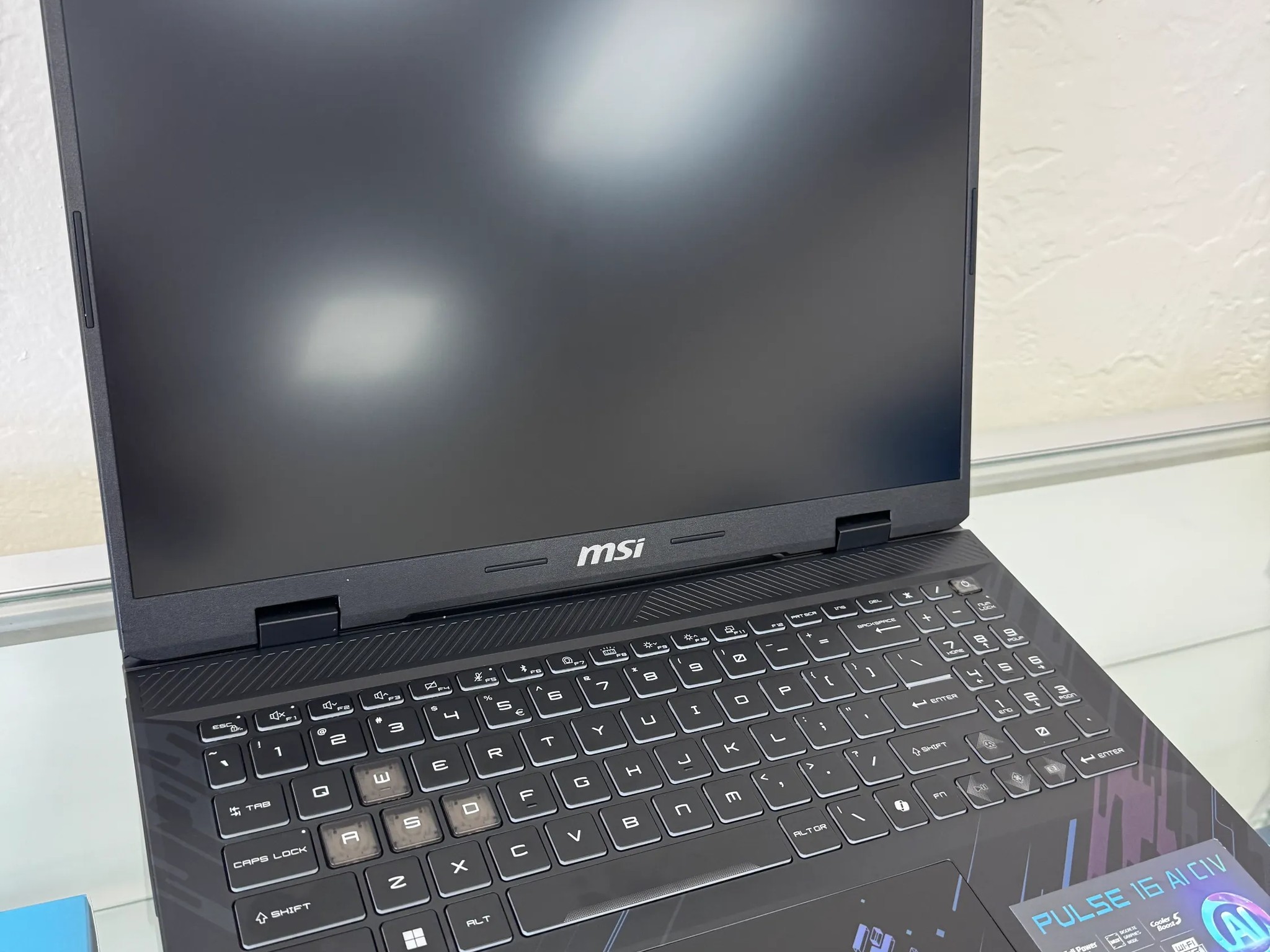 MSI Pulse 16 AI 240Hz Gaming Laptop Intel Core Ultra 9 185H - RTX 4070 - 32GB - 1TB NVME (Open Box)