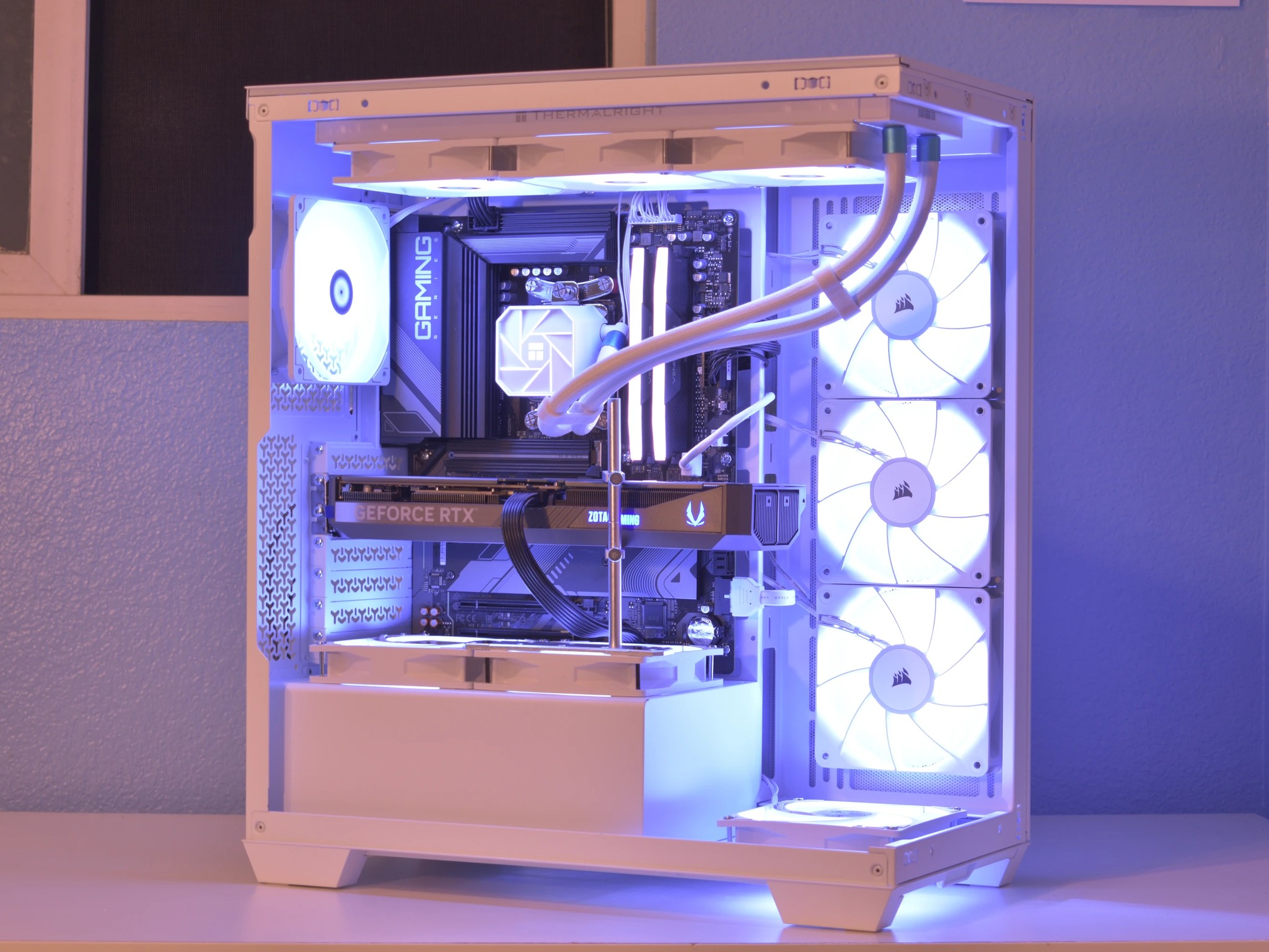 🚀Performance Gamer🚀 Ryzen 7 7700X | RTX 5070 12GB | 32GB DDR5 | 1TB nVME SSD | White | RGB+Wifi