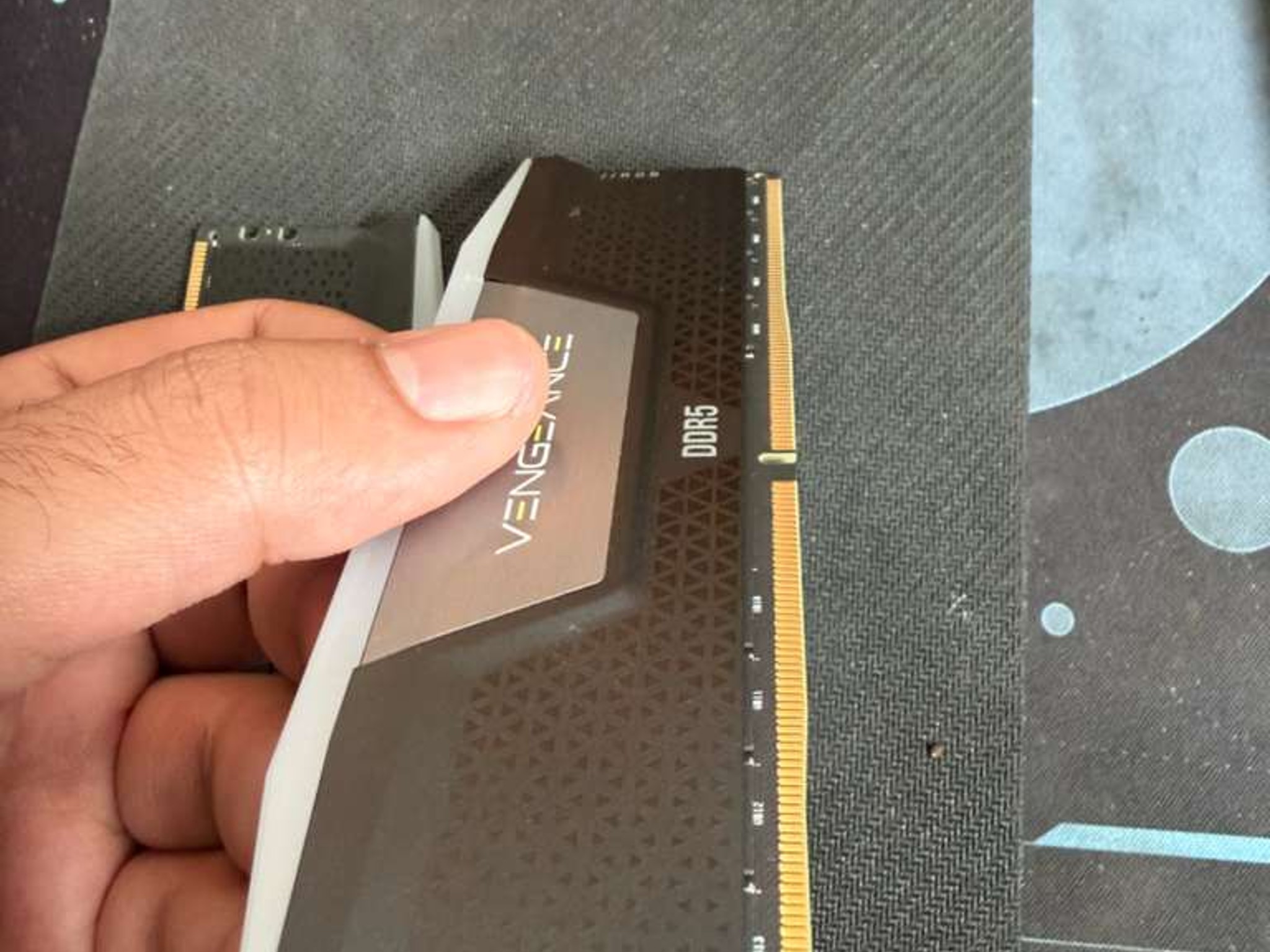 Corsair Vengeance RGB 64GB (2×32GB) DDR5-6000 CL30 — On Sale, Like New, Ready to Ship!