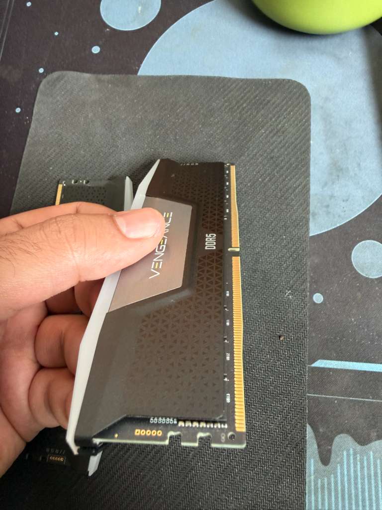 Corsair Vengeance RGB 64GB (2×32GB) DDR5-6000 CL30 — On Sale, Like New, Ready to Ship!
