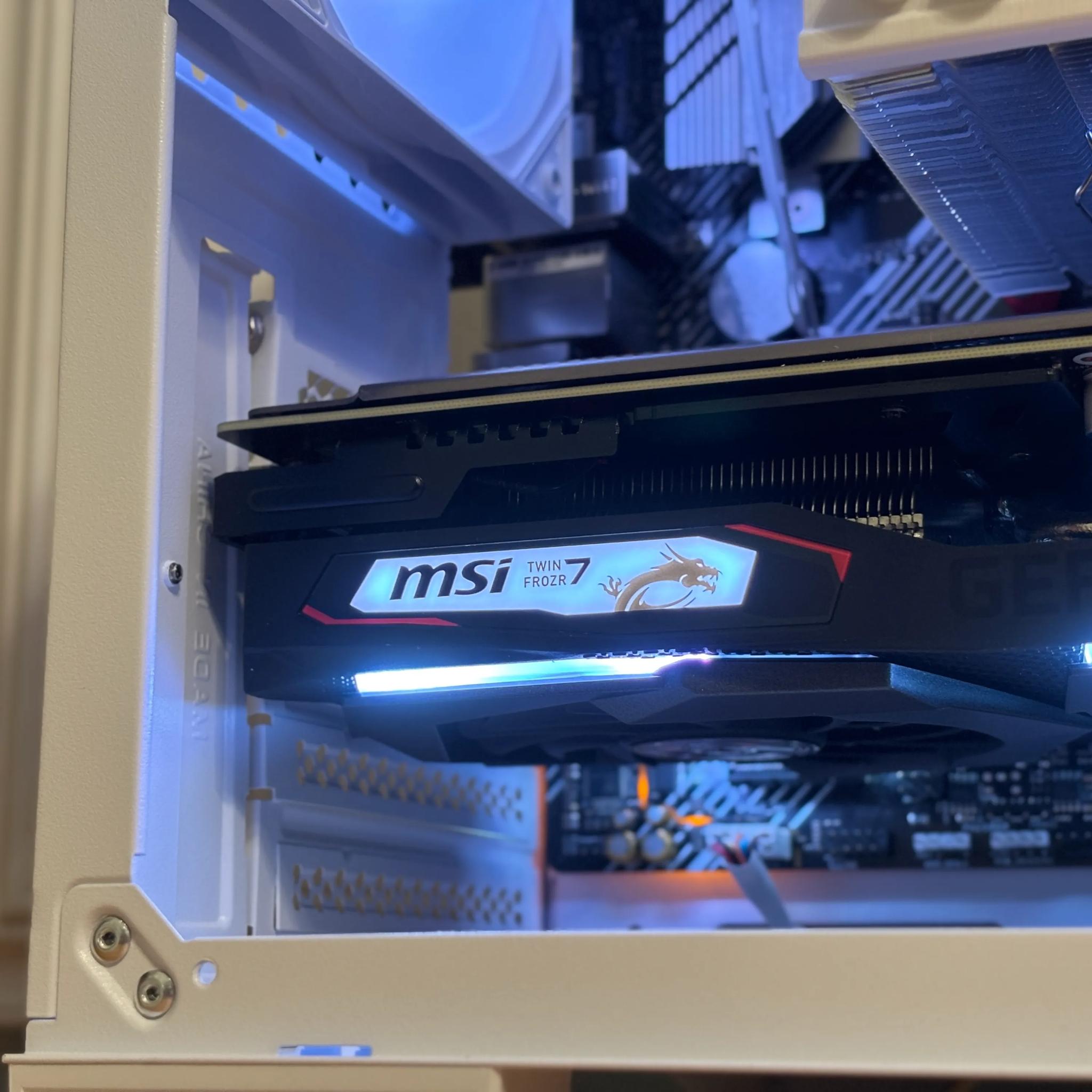 White RTX Fish Tank Gaming PC Wifi