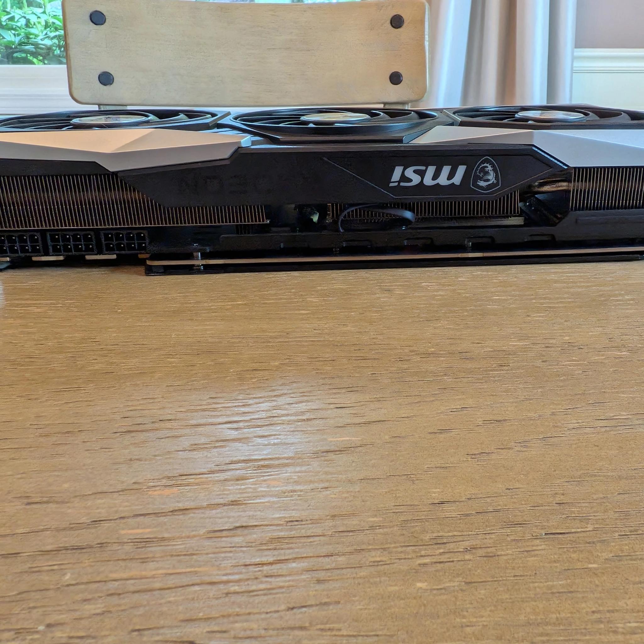 AMD 7900 XTX MSI Gaming Trio