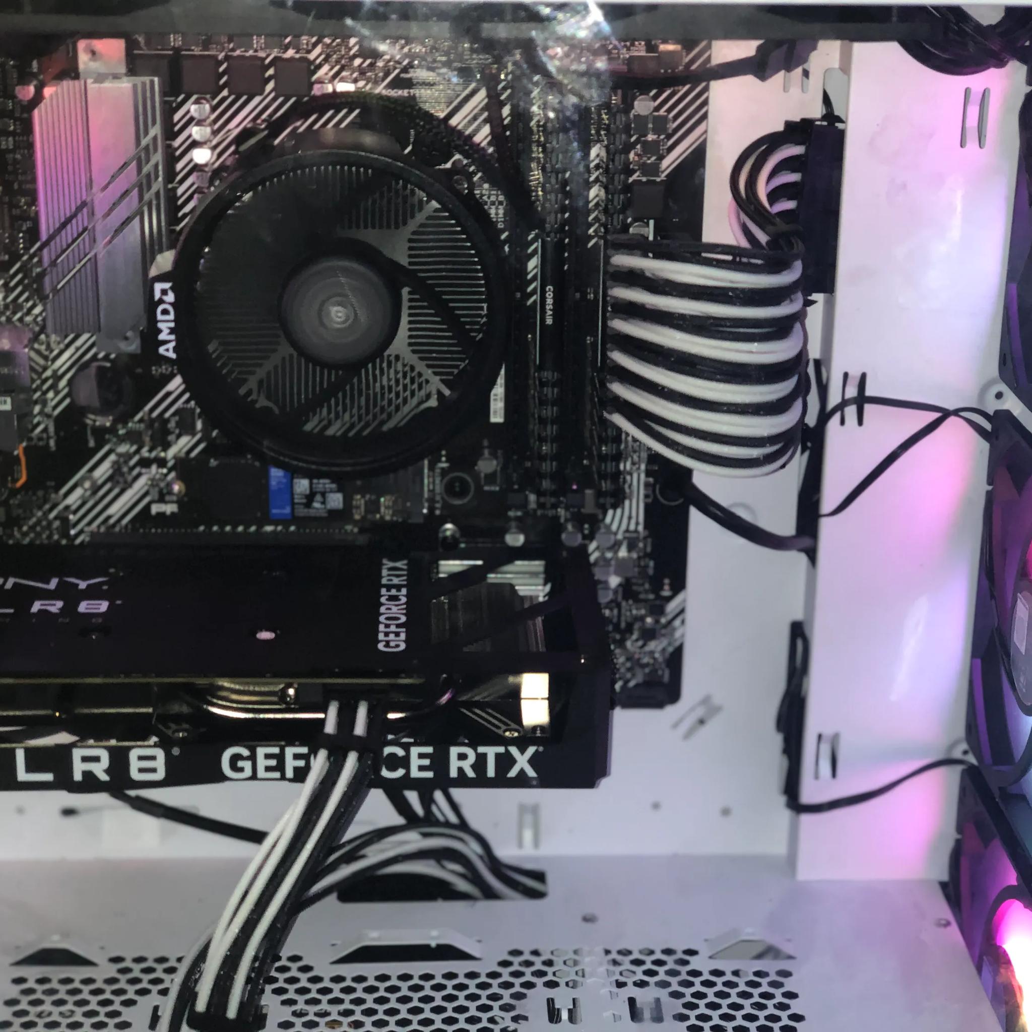 RTX 4060/Ryzen 5500 8GB Gaming/Content Creation PC