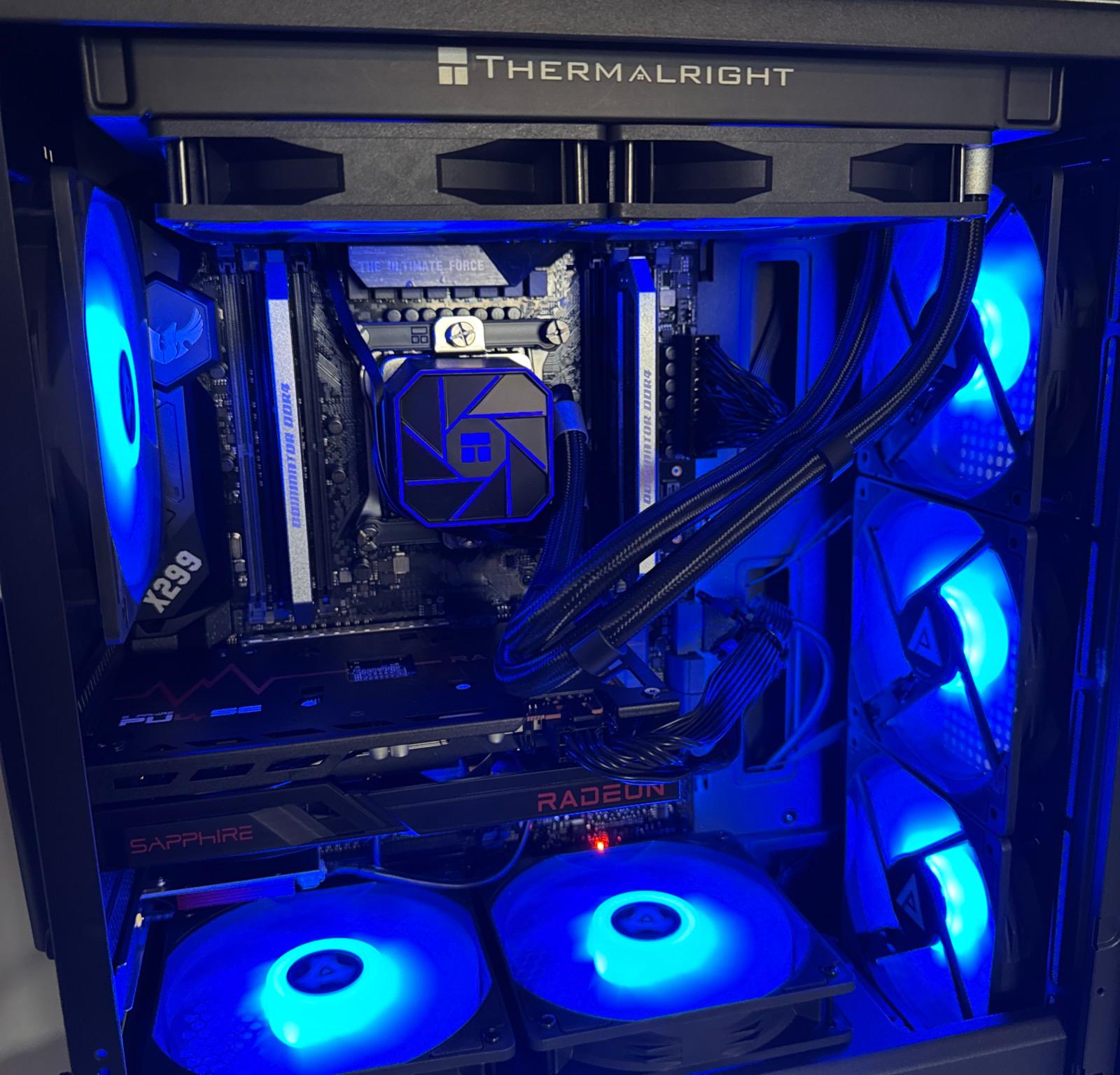 i7 9800x 32 GB RX 6600 8 GB Gaming System