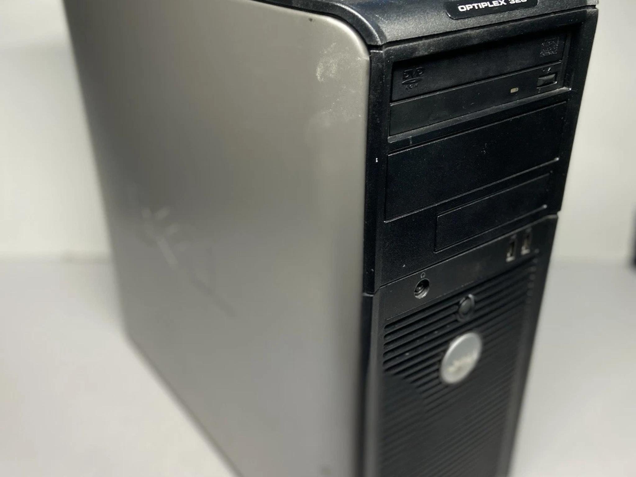Dell OptiPlex 320 Tower 2GB Ram Pentium 4 DVD, USB 2.0 VGA Windows 7 Pro