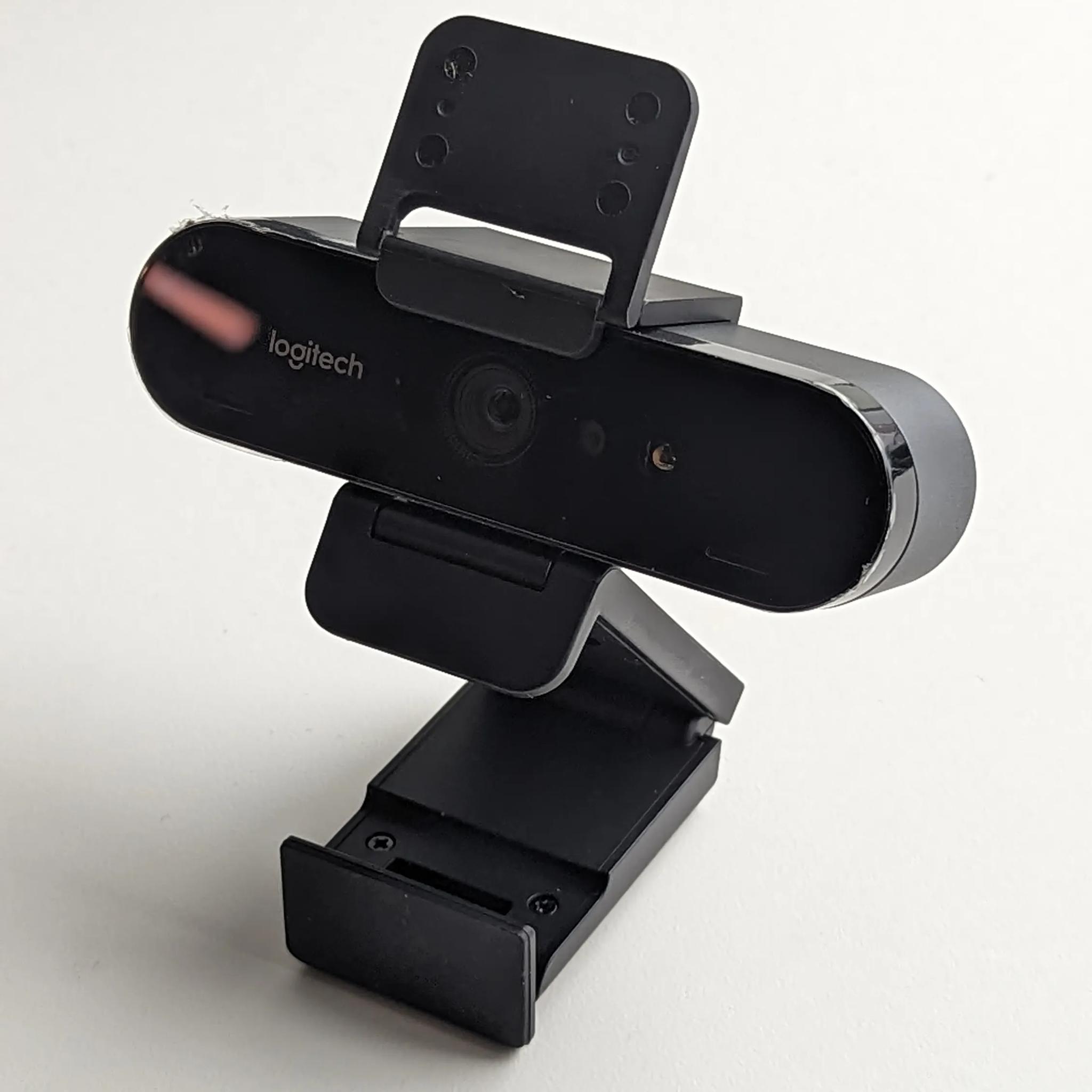 Logitech Brio 4K Webcam, Ultra 4K HD, Noise-Canceling mic, Auto Light Correction, Wide Field of View