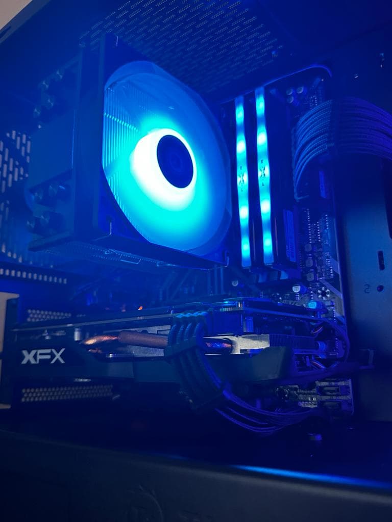 Ryzen 5/RX 570 8GB, 16GB RAM, 500GB SSD, 500W ARGB Minimalist Esports Gaming PC