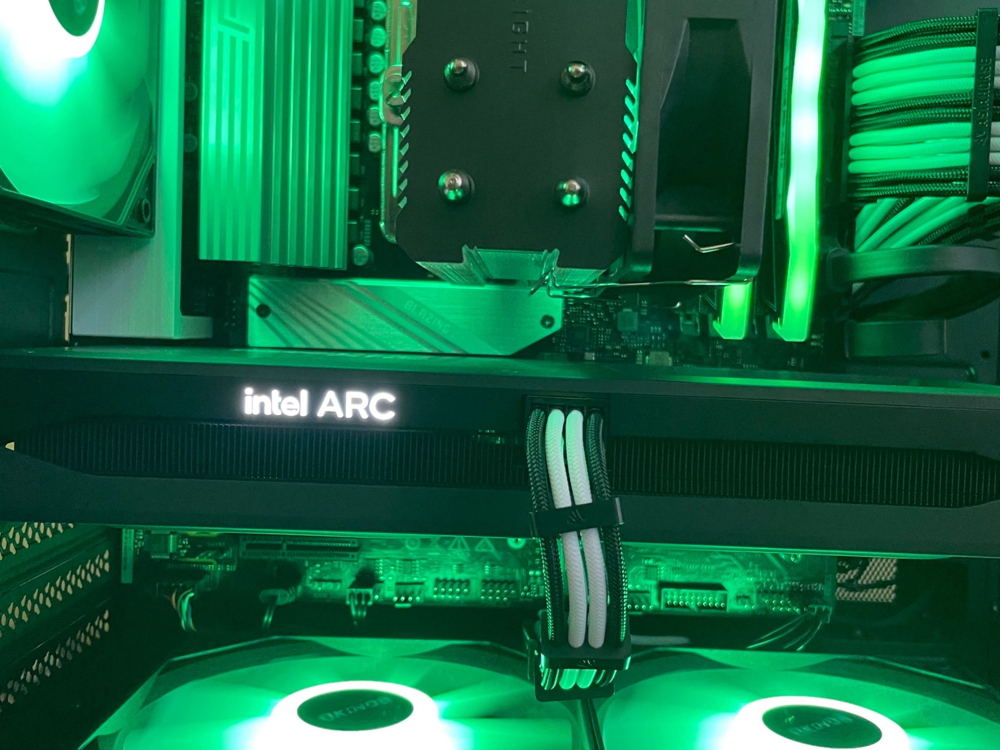 ⚡ 1440p Gaming – Ryzen 5 9600X | Intel Arc B580 Limited Edition