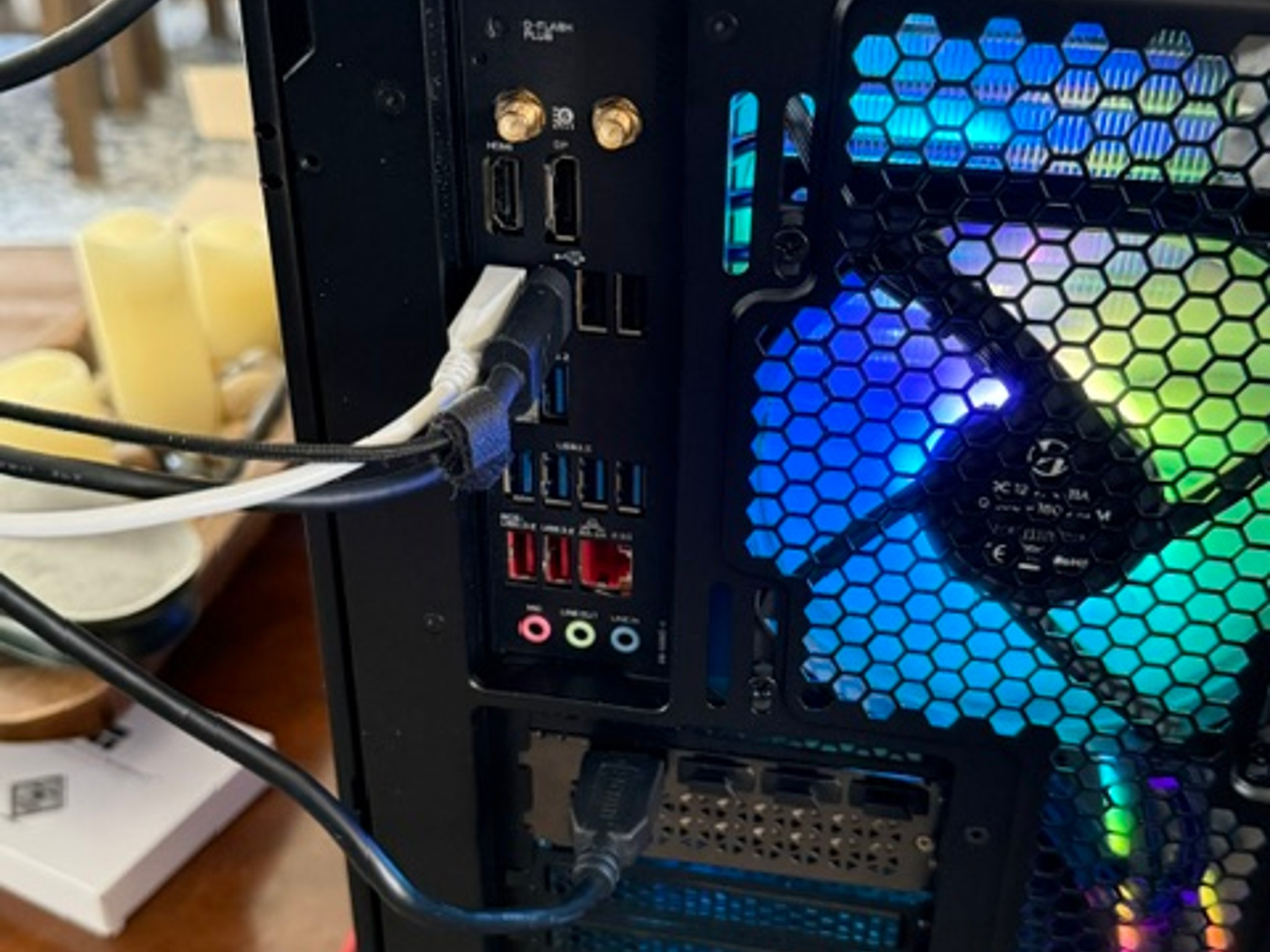 Custom Gaming PC  5060ti 16GB  and 9700X