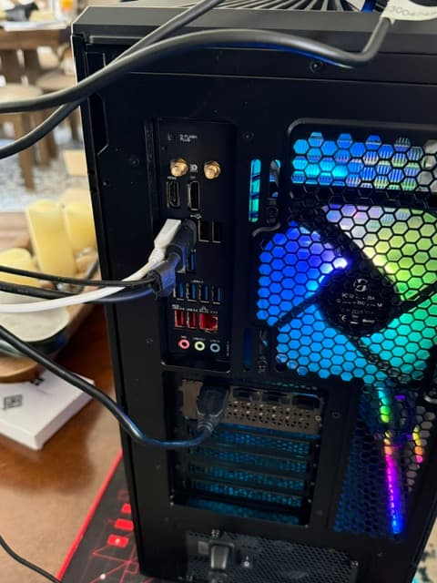 Custom Gaming PC  5060ti 16GB  and 9700X