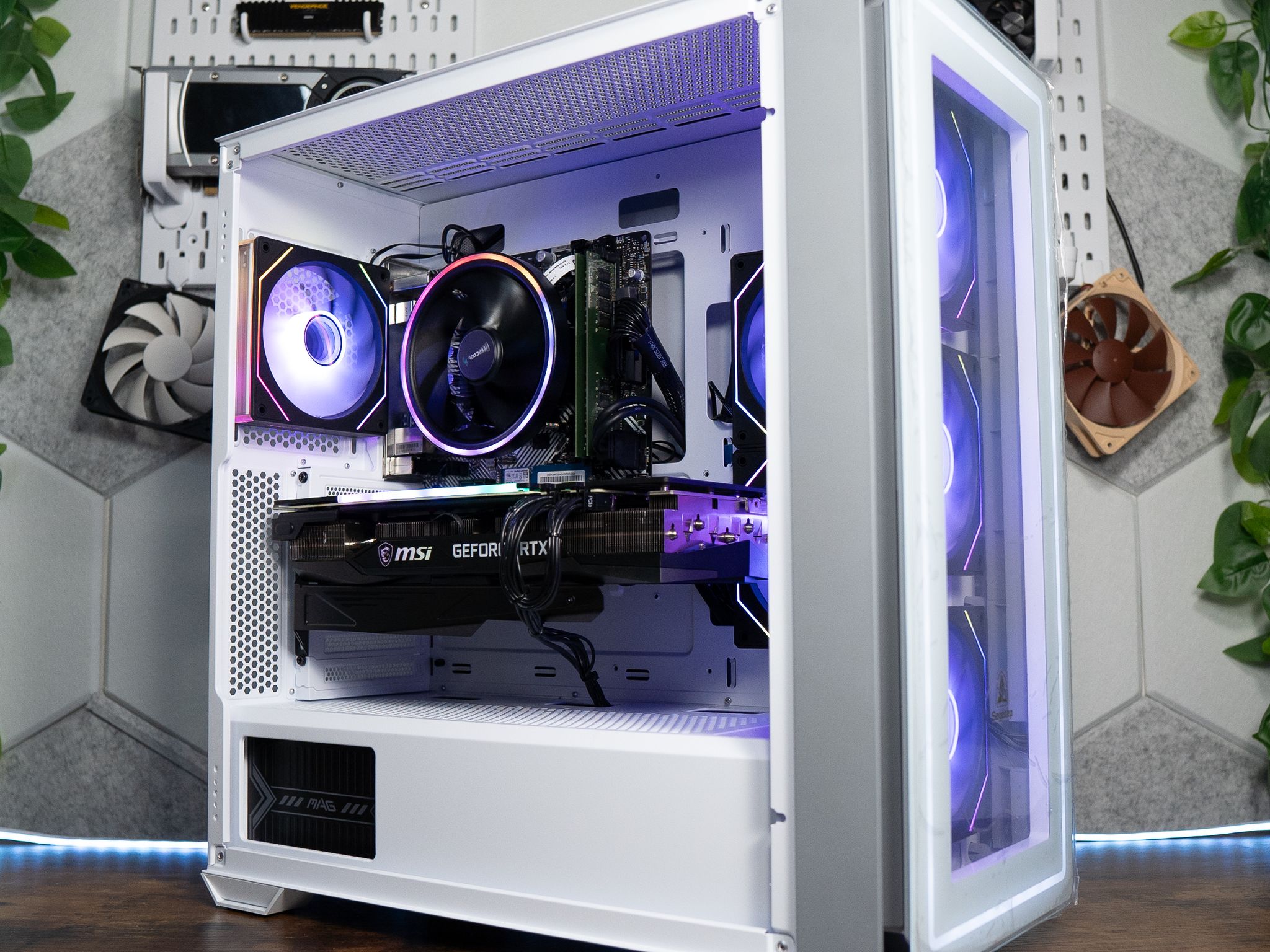 🟣⚪ | MSI RTX 3070 X TRIO 8GB | RYZEN 5 5600X | 32GB DDR4 RAM | 512GB M.2 + 1TB HDD | VaporWave 2.0 |