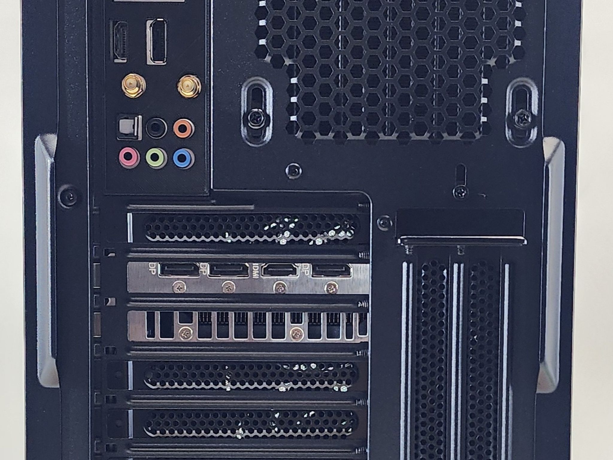 Gaming PC Ryzen 7 5700X 16GB RAM 240GB SSD+500GB HDD RX 7600 8GB Win11 Computer