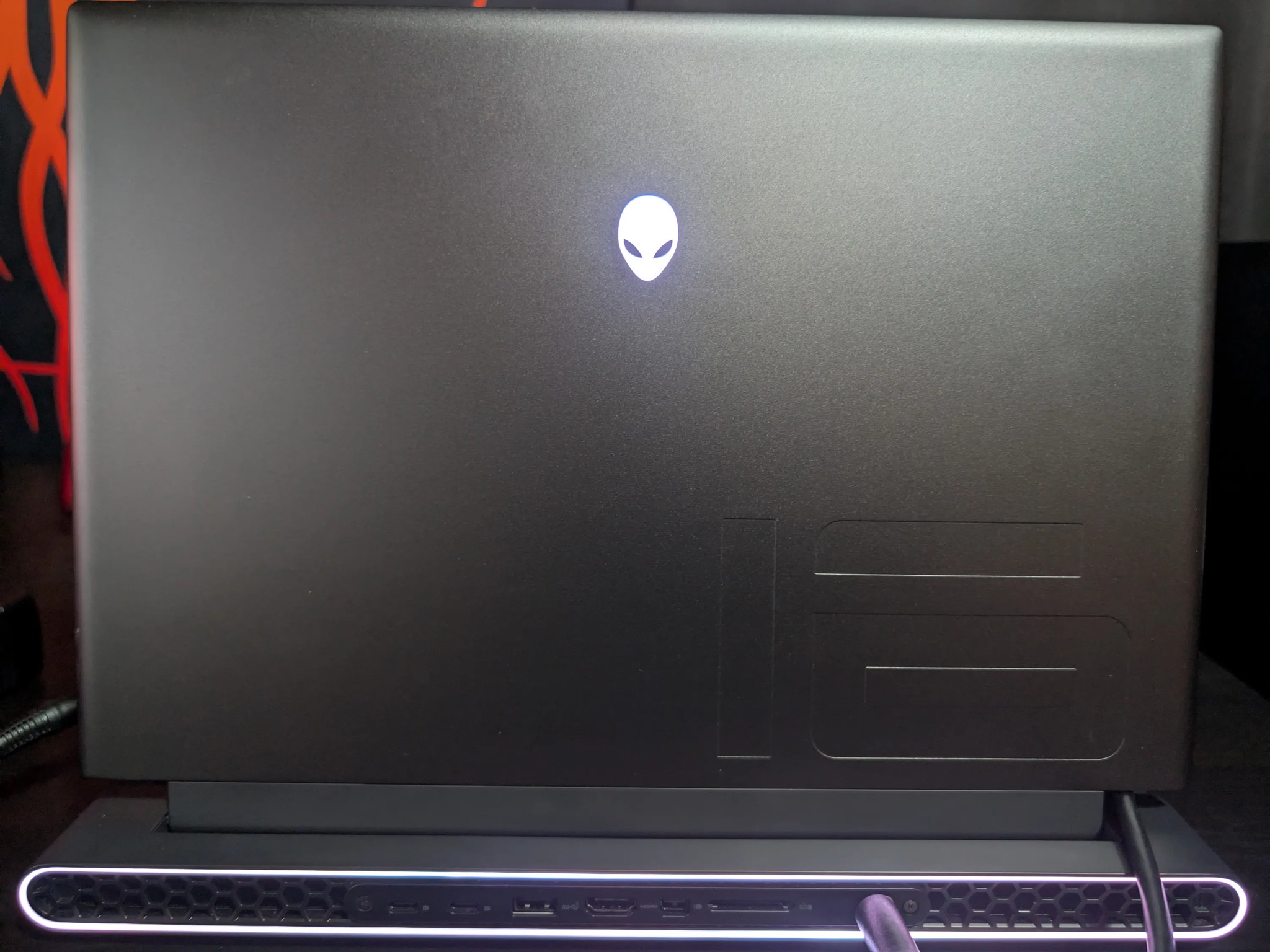 Alienware M16 R1 - AMD Ryzen 9 7845HX, 64gb DDR5, RTX 4080