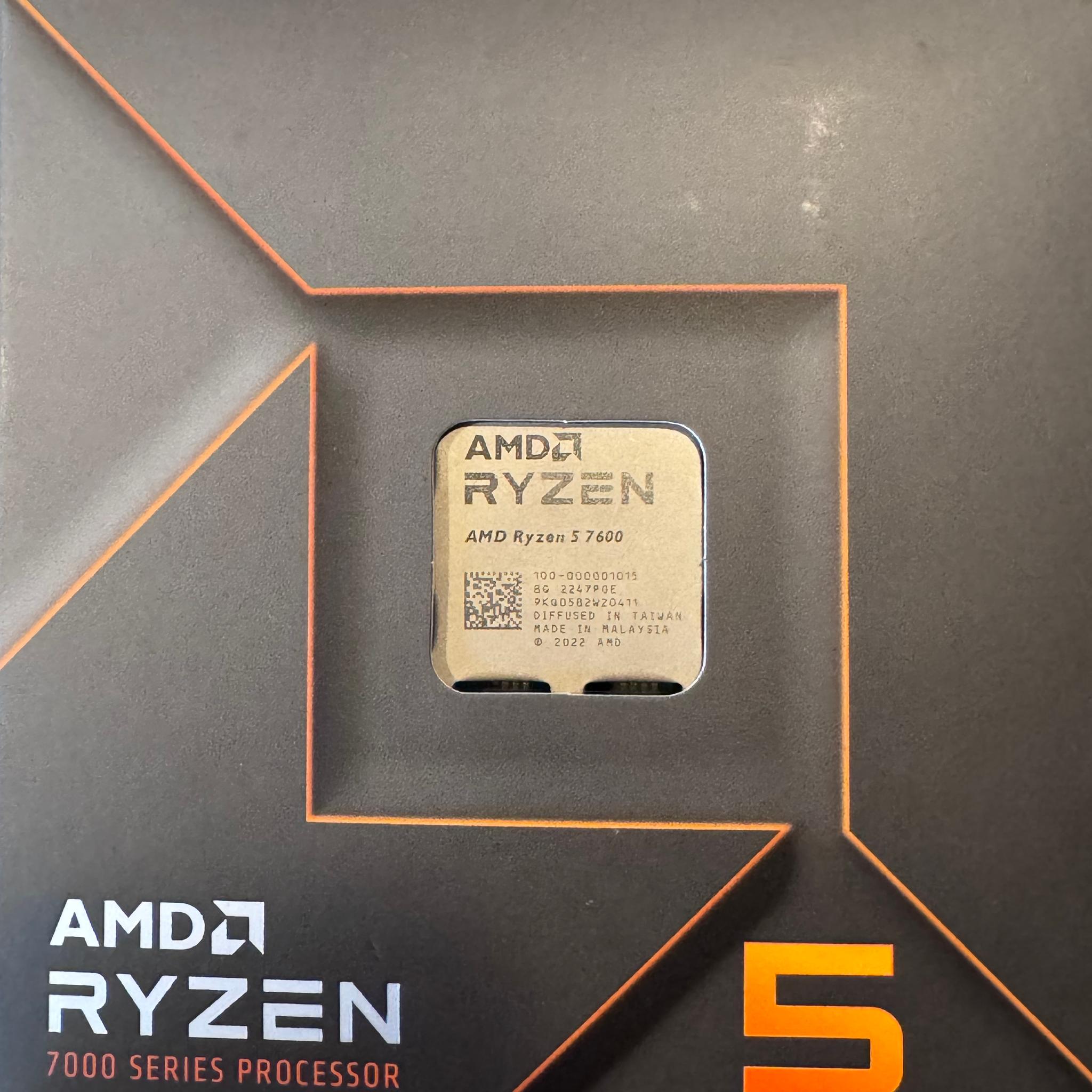 AMD Ryzen 5 7600 w/ Stock Cooler