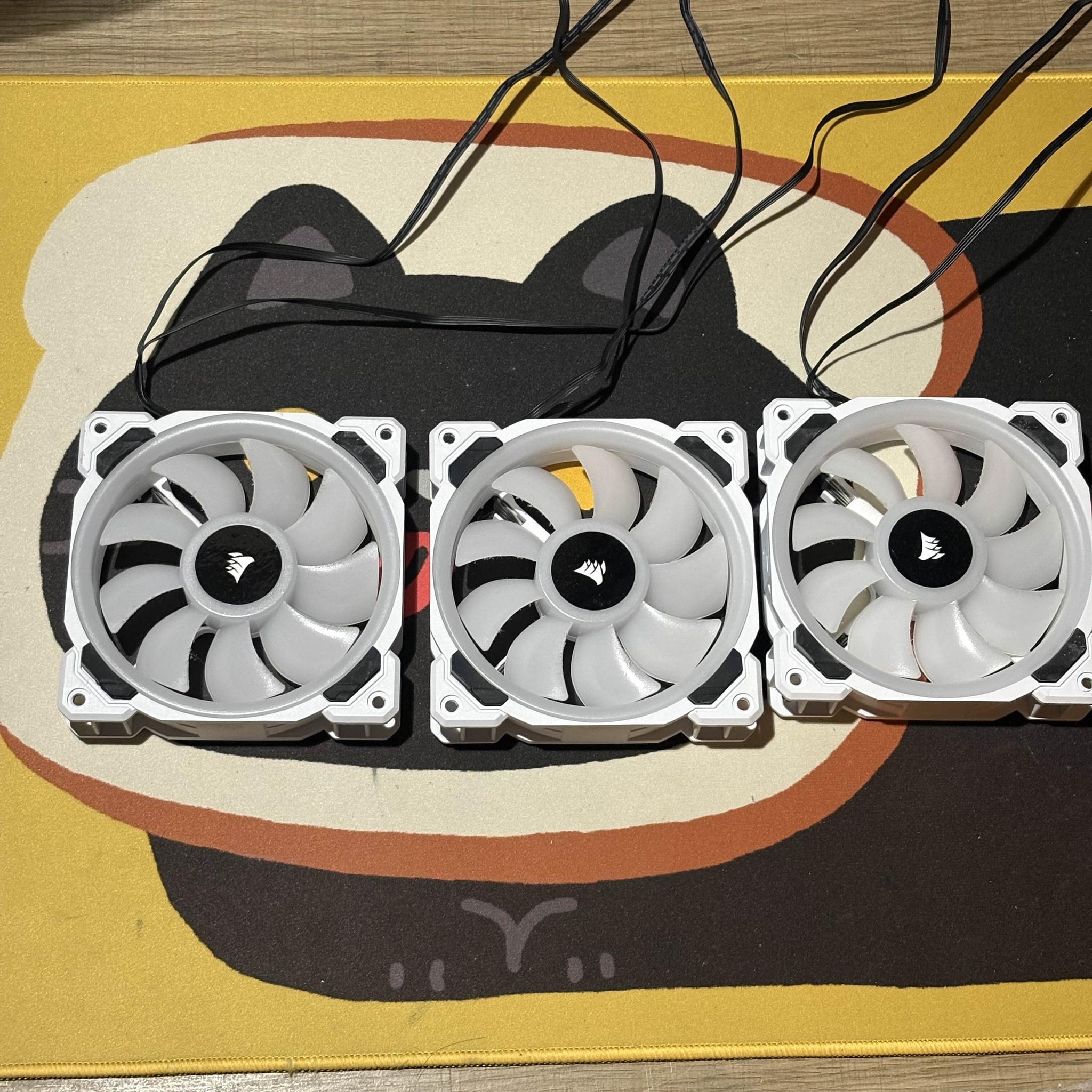 Corsair iCUE H150i Elite Capellix White 360mm AIO (INTEL ONLY), 3 Bonus Fans, 2 RGB HUBS (NS)