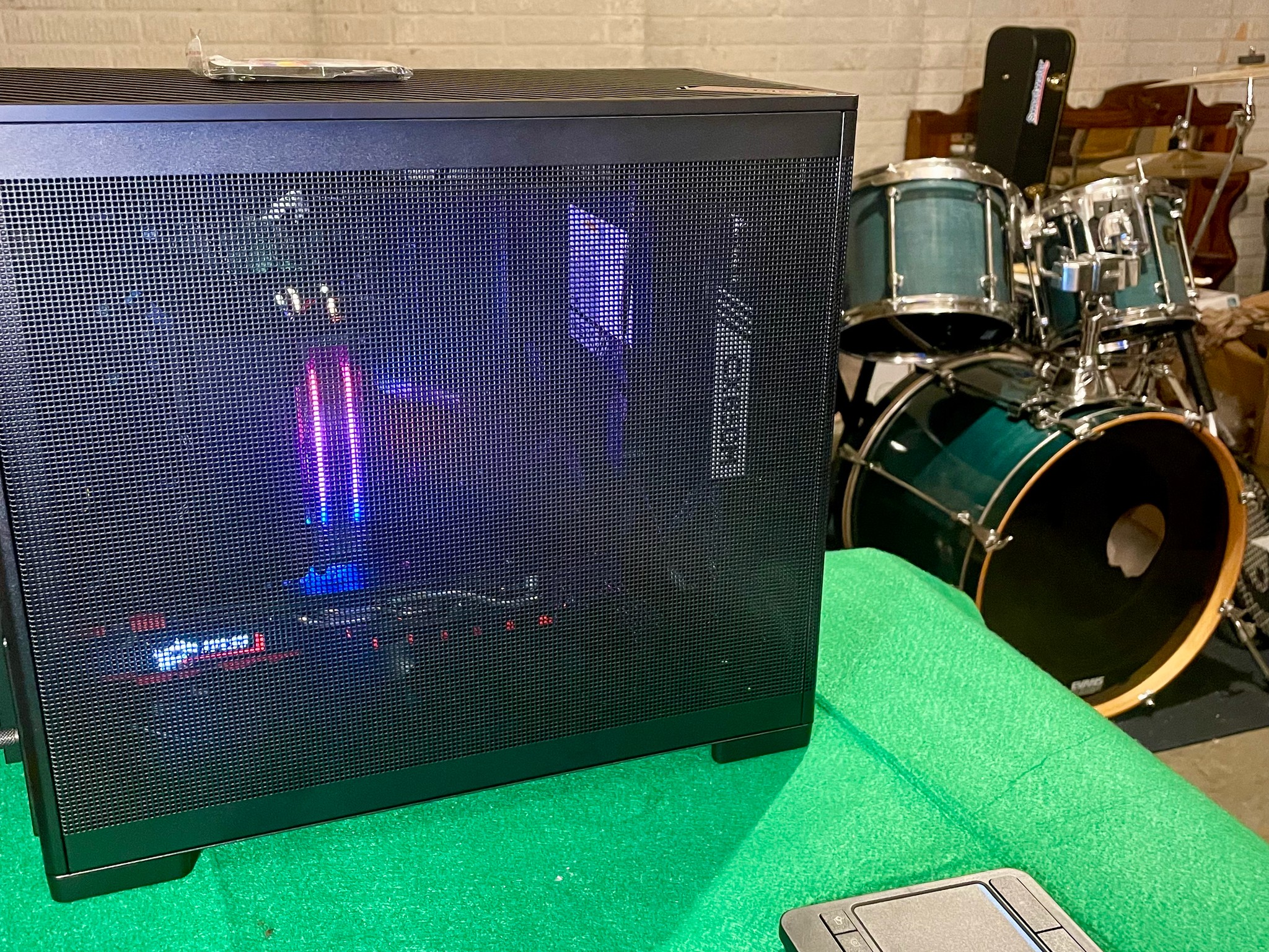 Blast From The Past!  GTX 1070 | i5-9600 | 16 GB DDR4 | WiFi 6 + BT 5.2 | Type C 3.2 Gen 2 (10 Gbps)