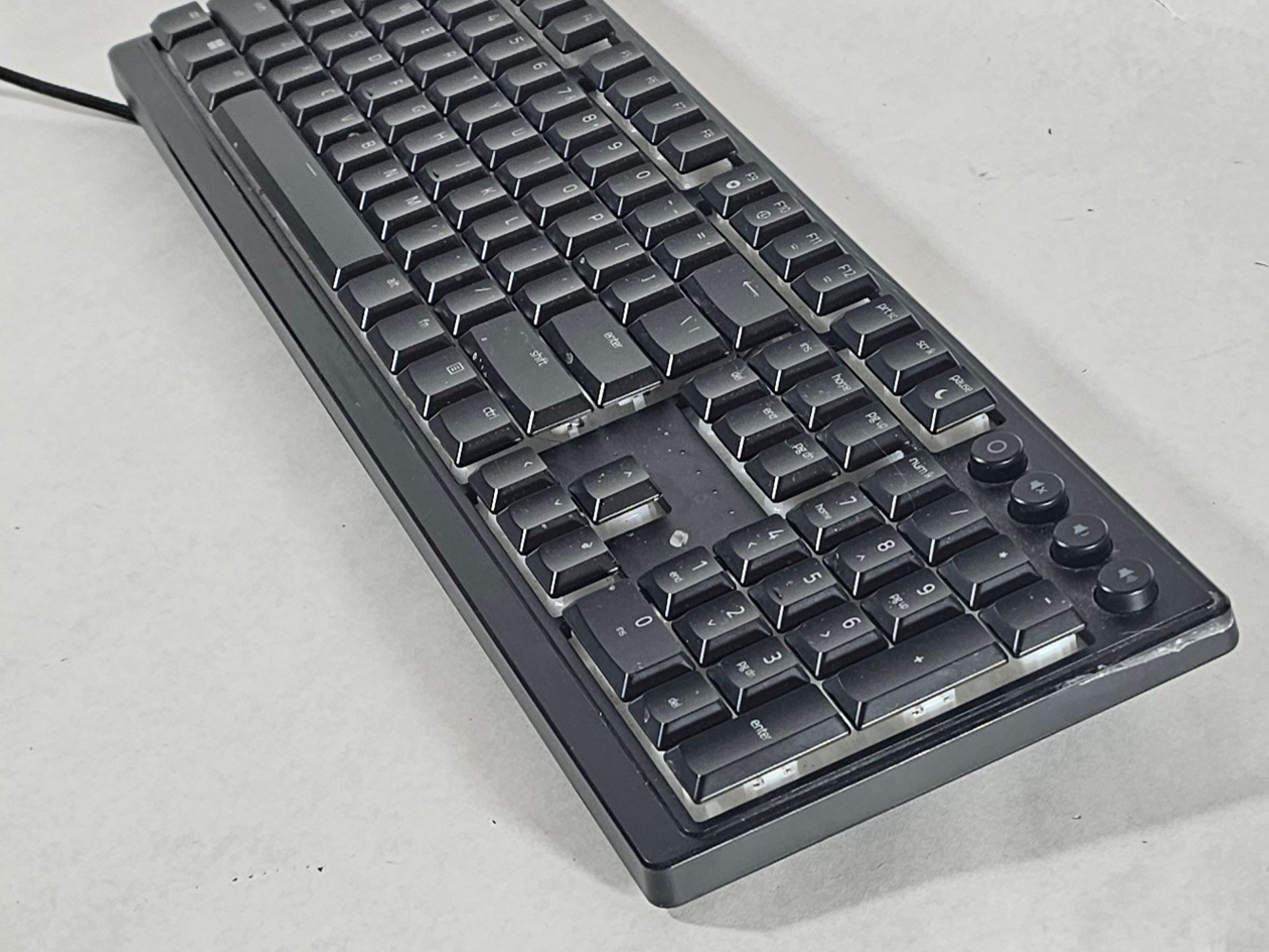 Razer Ornata V3 Gaming Keyboard - Black Wired