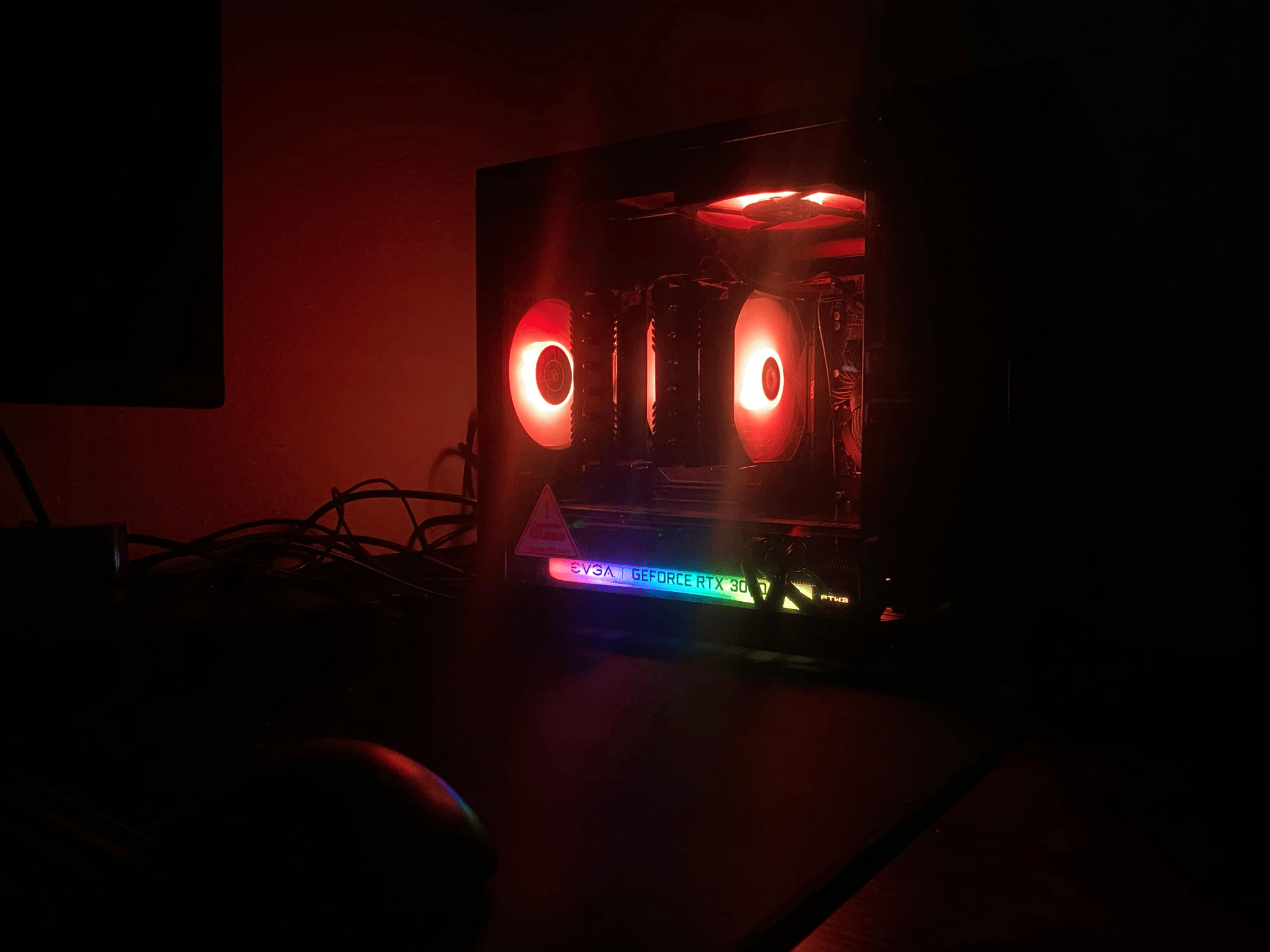 /¥ Lil Onyx ¥\ 12600K 32GB DDR5 6000 CL 32 RTX 3070 Ti 2TB Gen4 NVME