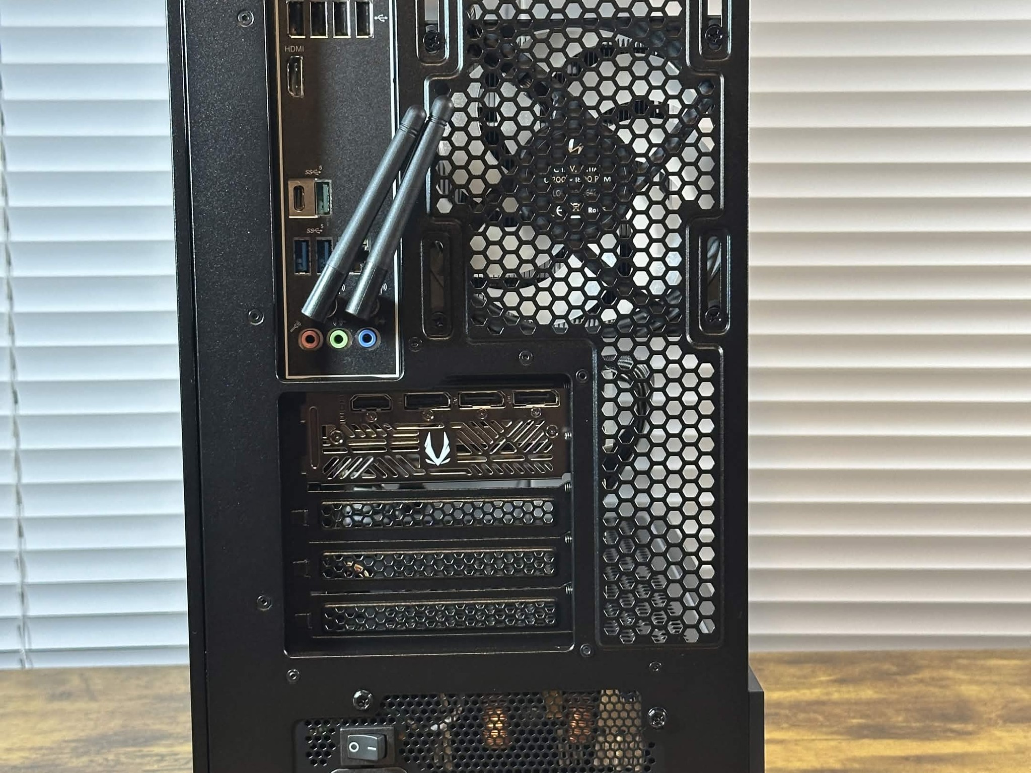 RTX 5060 8GB | Intel i5 13500 | 16GB DDR5 | 512GB NVME | Win11