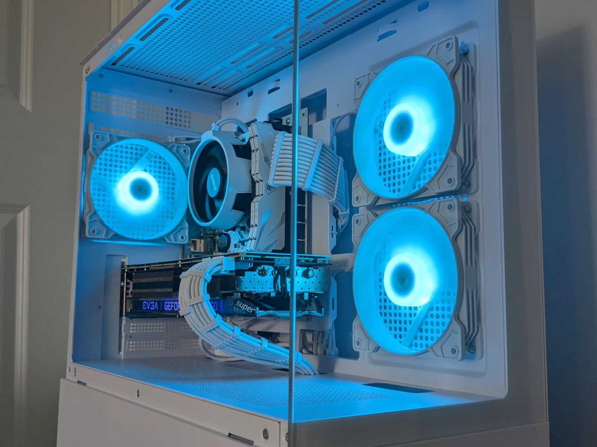 Ymir 🌬️ | Nvidia RTX 2060 SUPER 8GB | Ryzen 5 3600 | 512GB SSD | 16GB RAM | ARGB Gaming PC