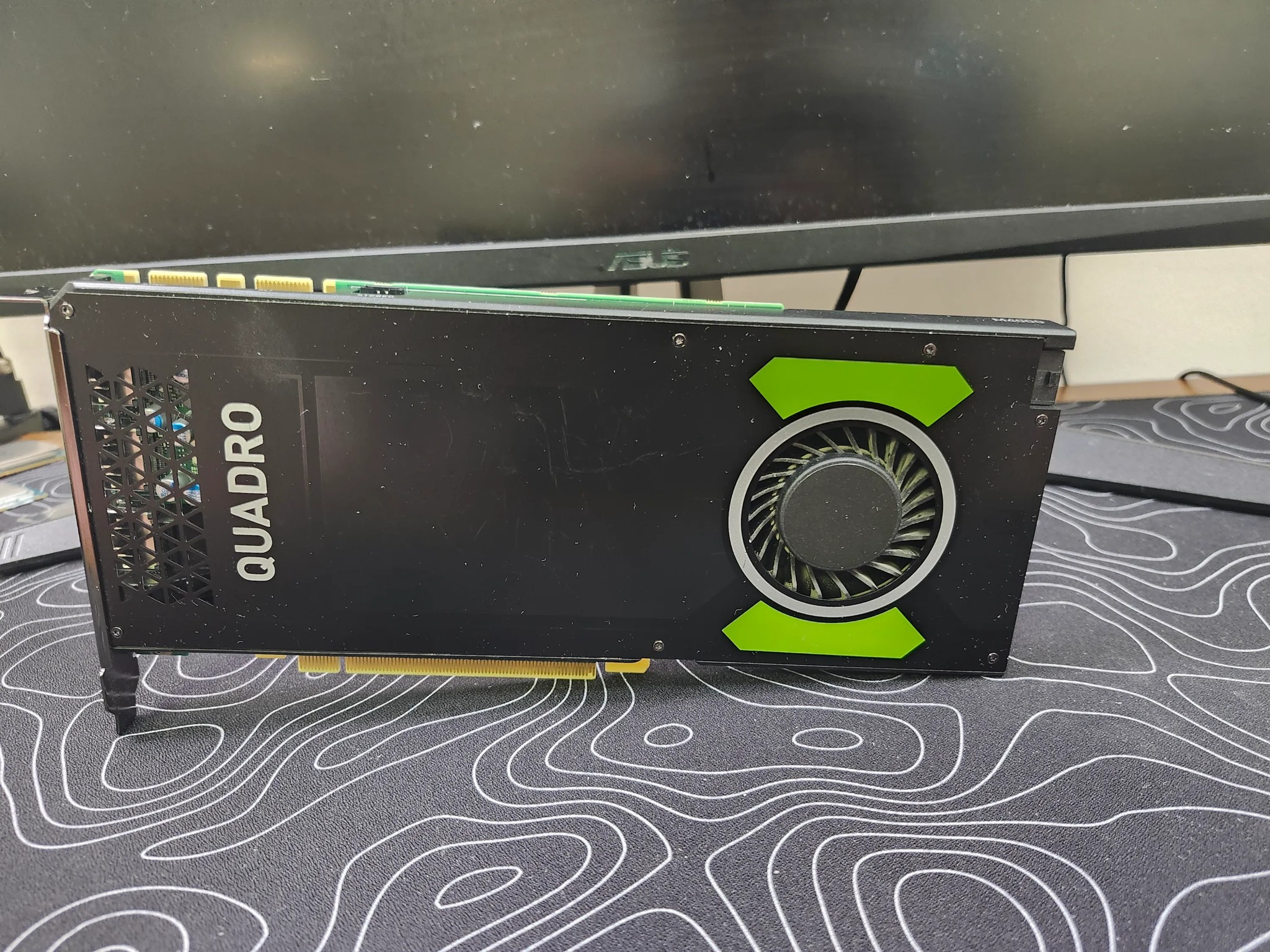 QUADRO M4000 8GB