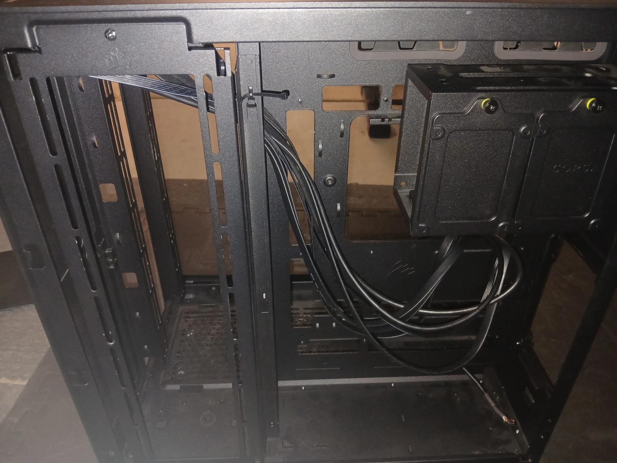 CORSAIR 6500D Airflow Tempered Glass Super Mid-Tower, Black