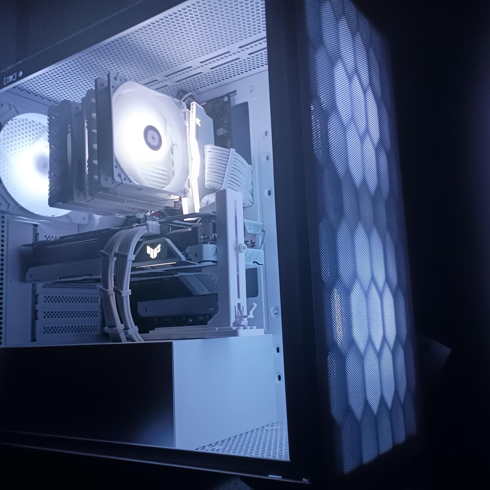 🤍White 1080/1440 Mid-Range PC🤍| 5700x | 3070 Ti | 32GB RAM 3200 | 1TB SSD