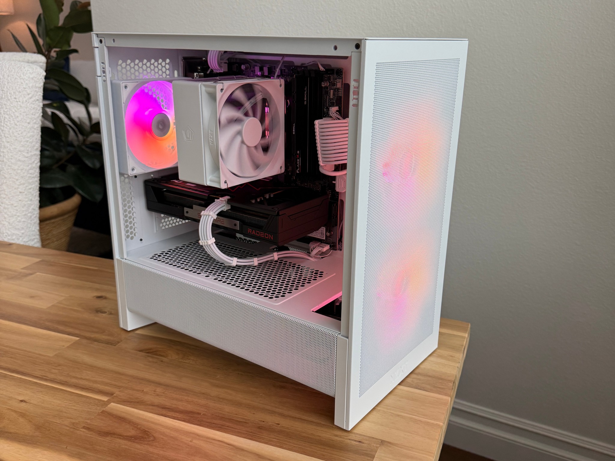 9060XT 16gb | 7500x3d | 16gb ddr5 | 1tb m.2 | Gaming PC