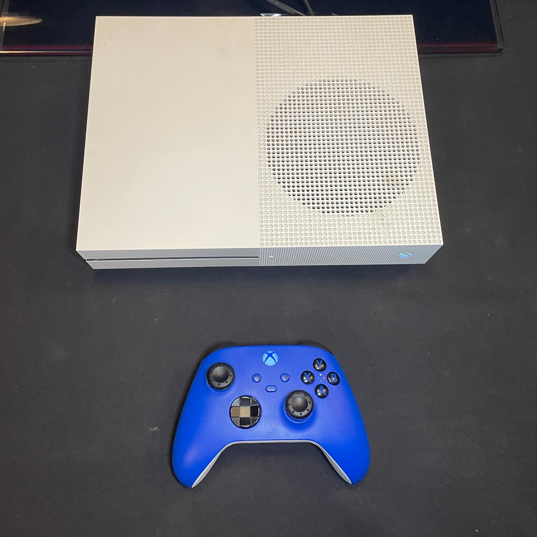 Xbox One S With Blue Controller