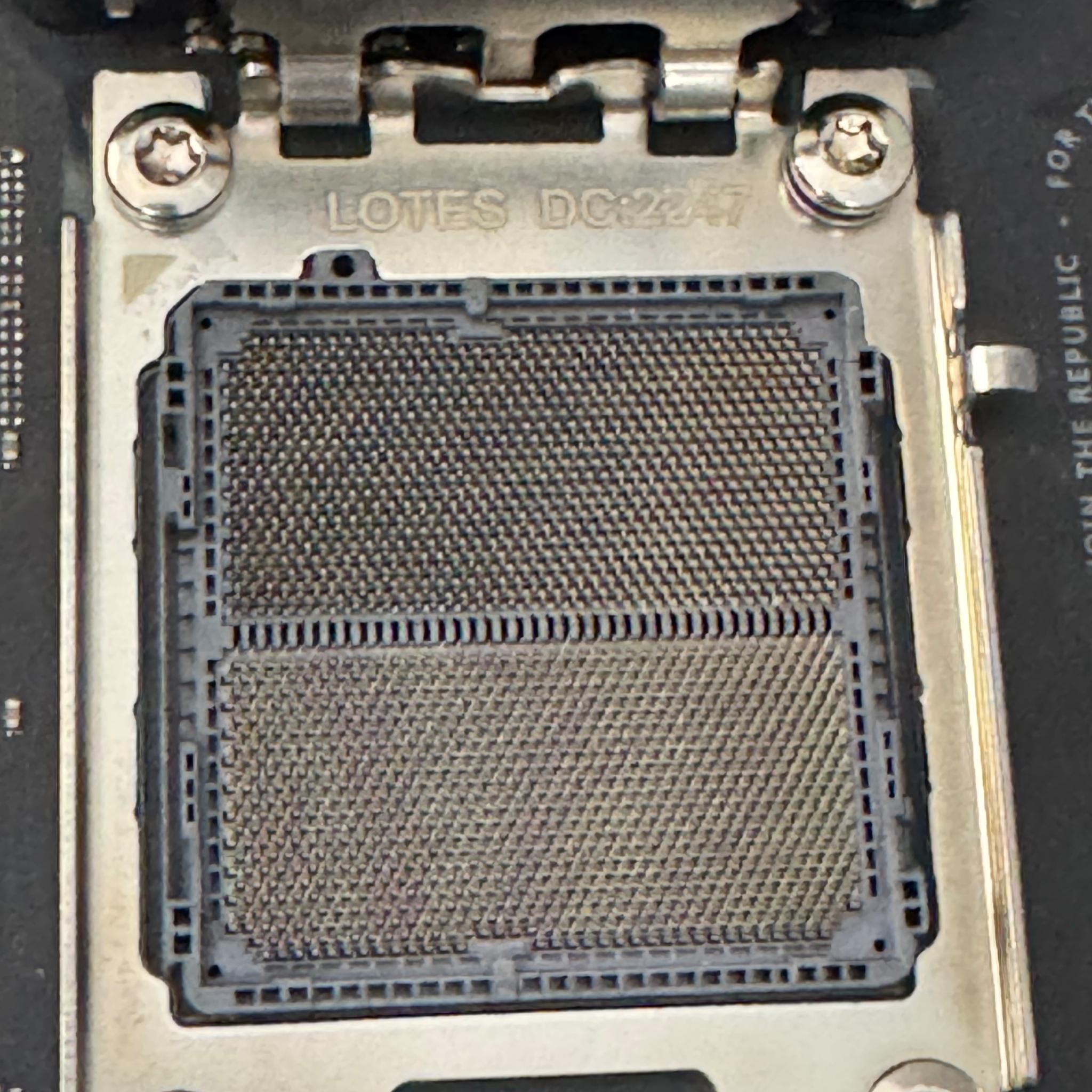 Used AS-IS ROG Strix X670E-E Gaming Wifi