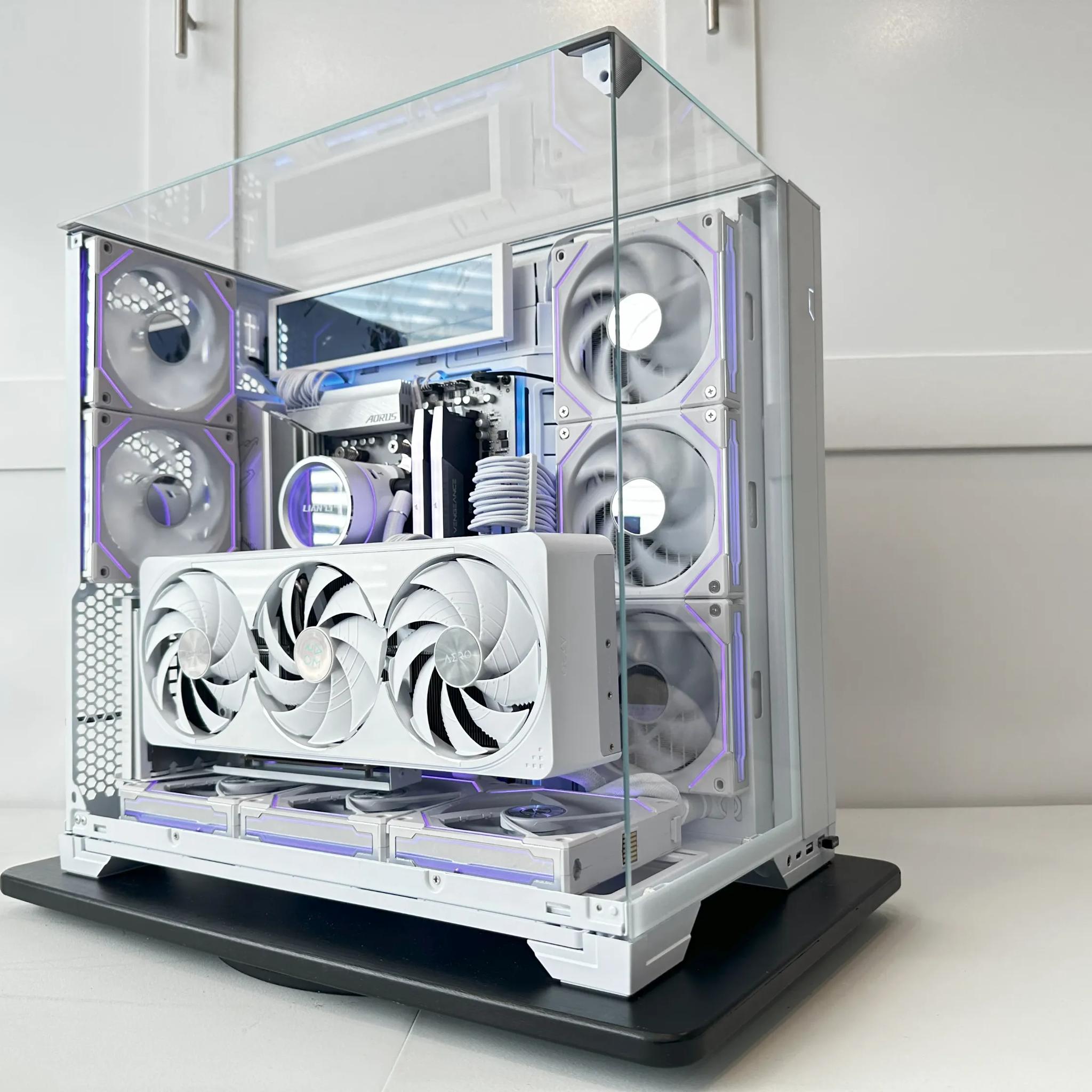 ❄️New NVIDIA GeForce RTX 5070 Ti AERO Overclocked w/ AMD Ryzen 9800X3D/ 32GB RAM/ 2TB NVME❄️