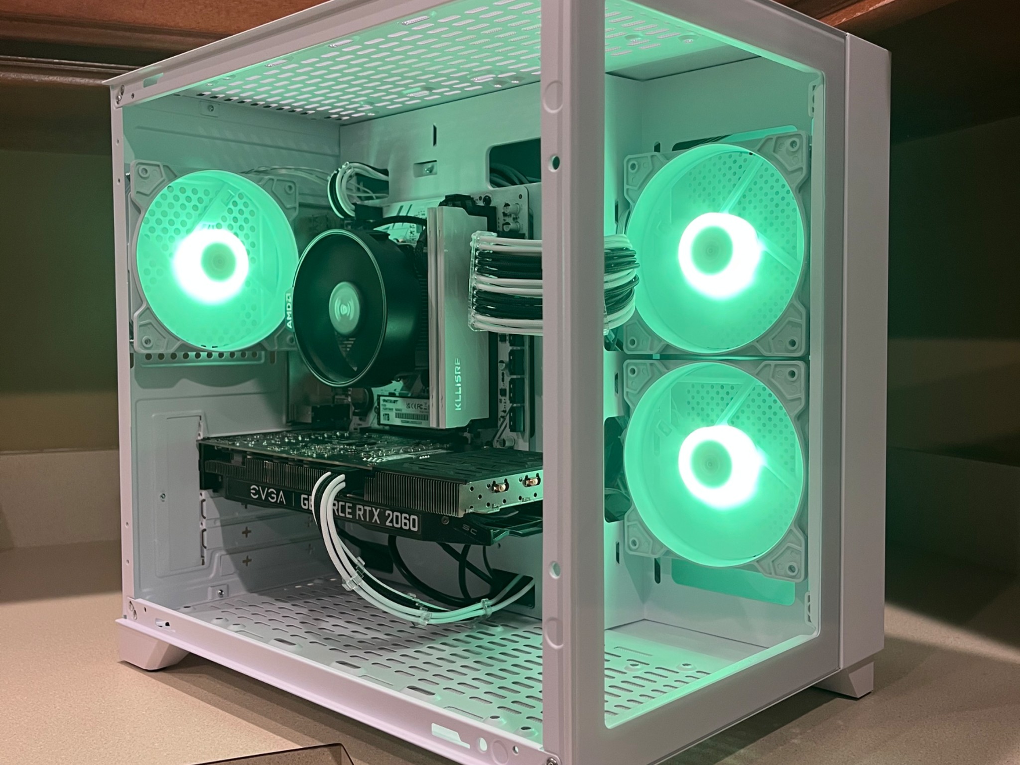 ❄️❄️ Whiteout Pc - Rtx 2060, Ryzen 7