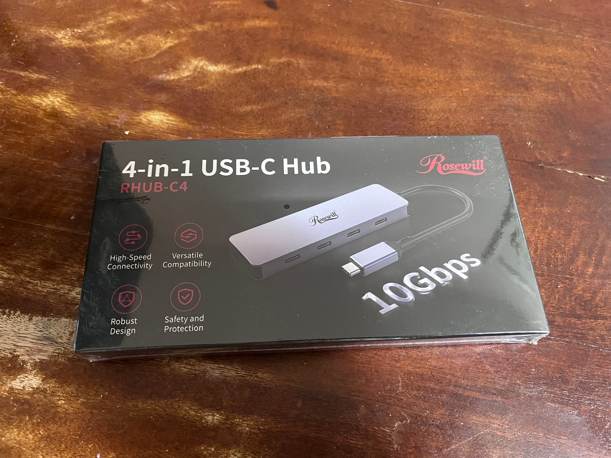 Rosewill 1 to 4 USB Hub - USB type C