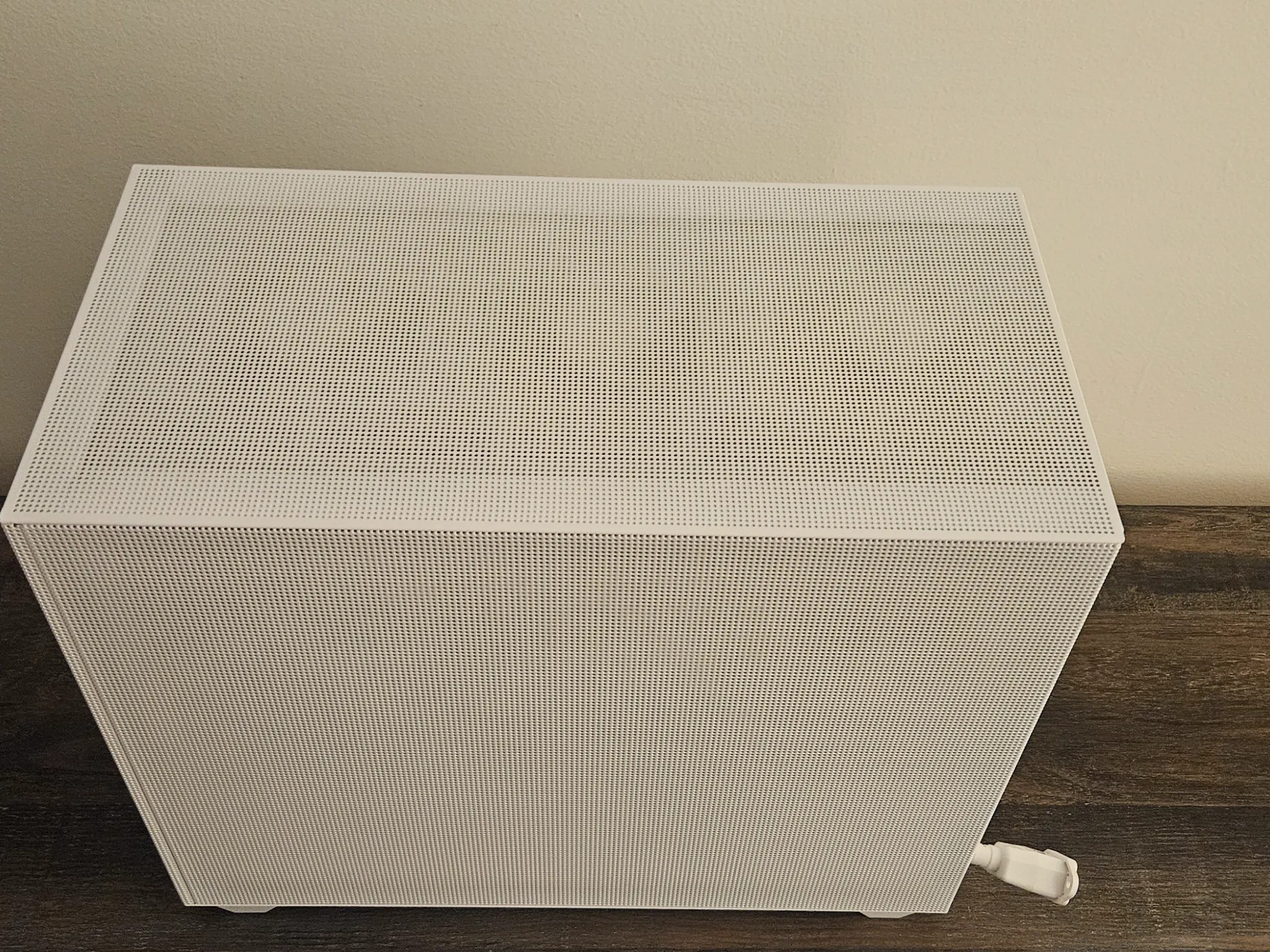 White "Tail" Mesh Sama Gaming PC