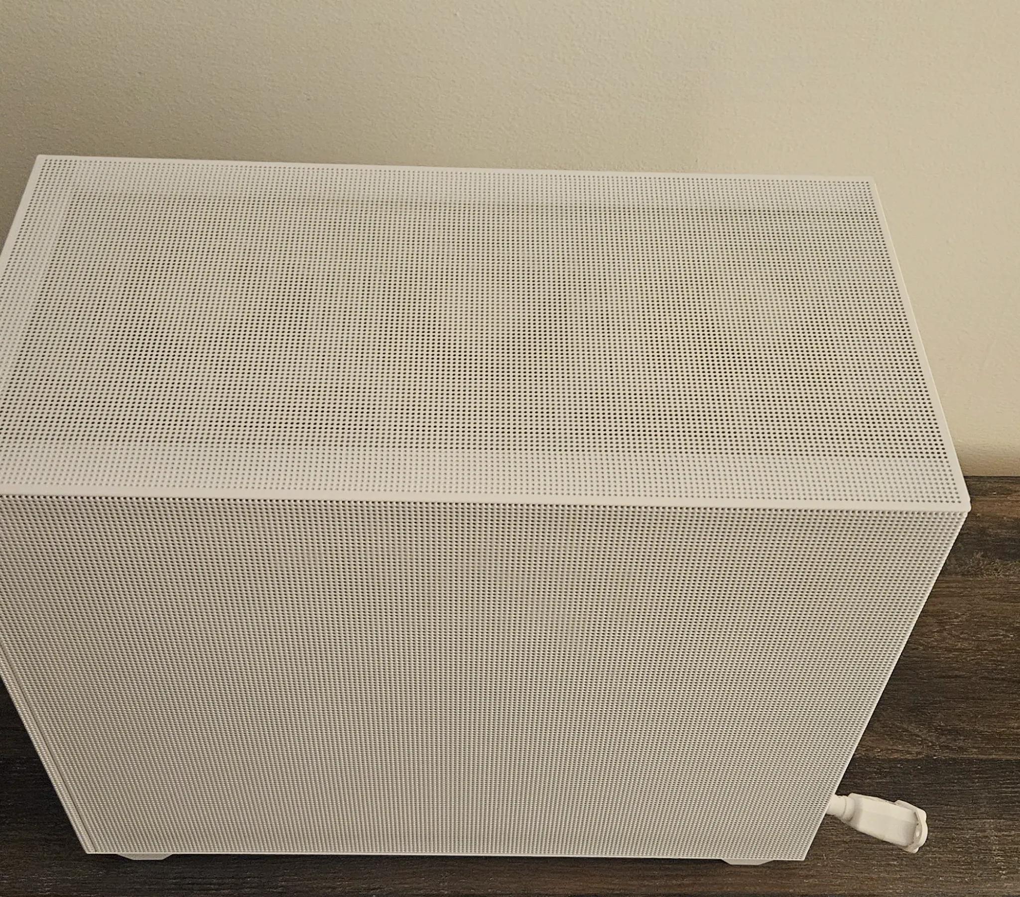 White "Tail" Mesh Sama Gaming PC