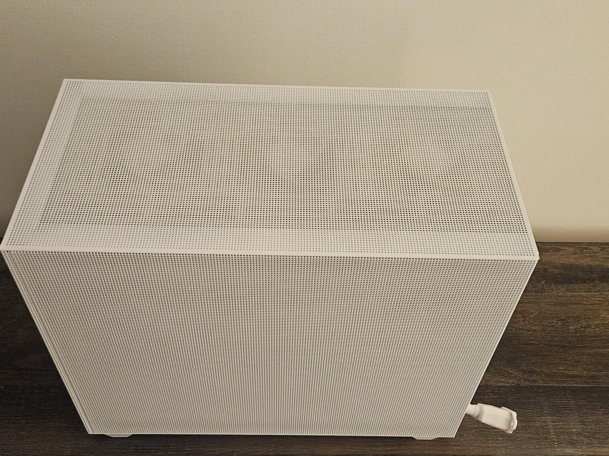 White "Tail" Mesh Sama Gaming PC