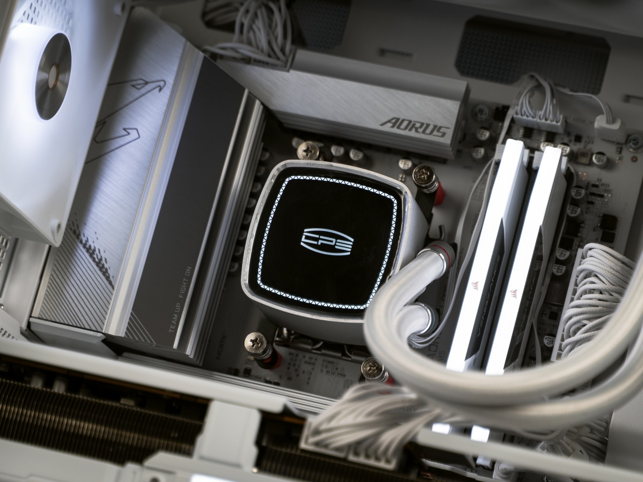 “Fractus.Astra ” RX 9070 Ryzen 7 9700X 32GB Windows 11 2TB Gaming PC Powerhouse