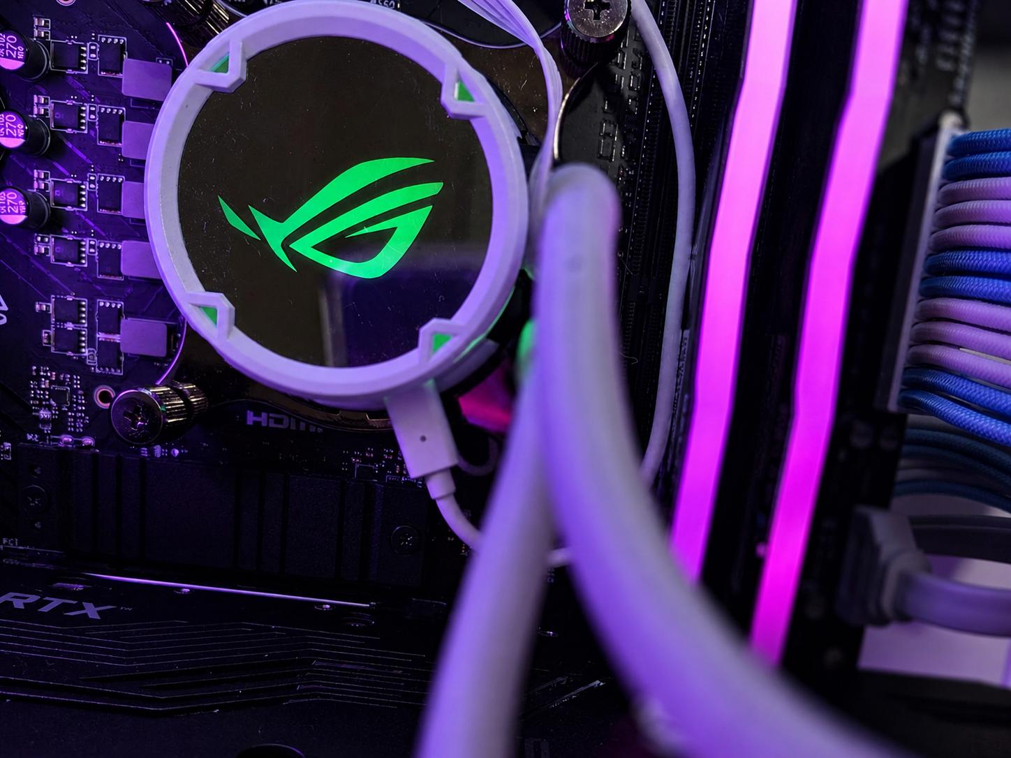 White gaming Pc | RTX 3080 10GB | 12600K | DDR4/5 |32GB RAM | 1TB | Windows 11 |