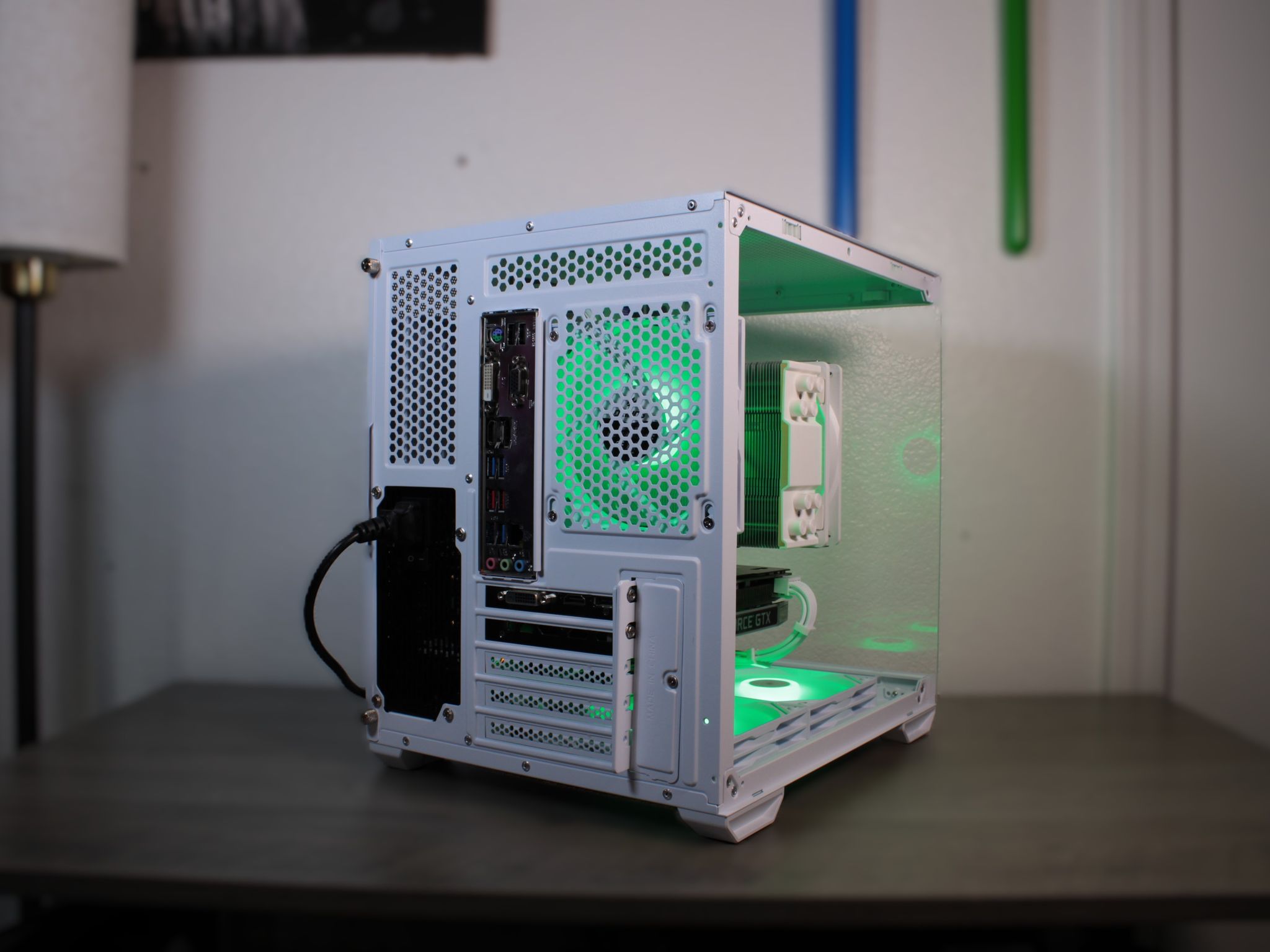 EVGA 1660 Ti | Ryzen 5 2600 | 1 TB M.2 NVMe | 16gb 3200MHz Ram | Win 11 Activated | WiFi