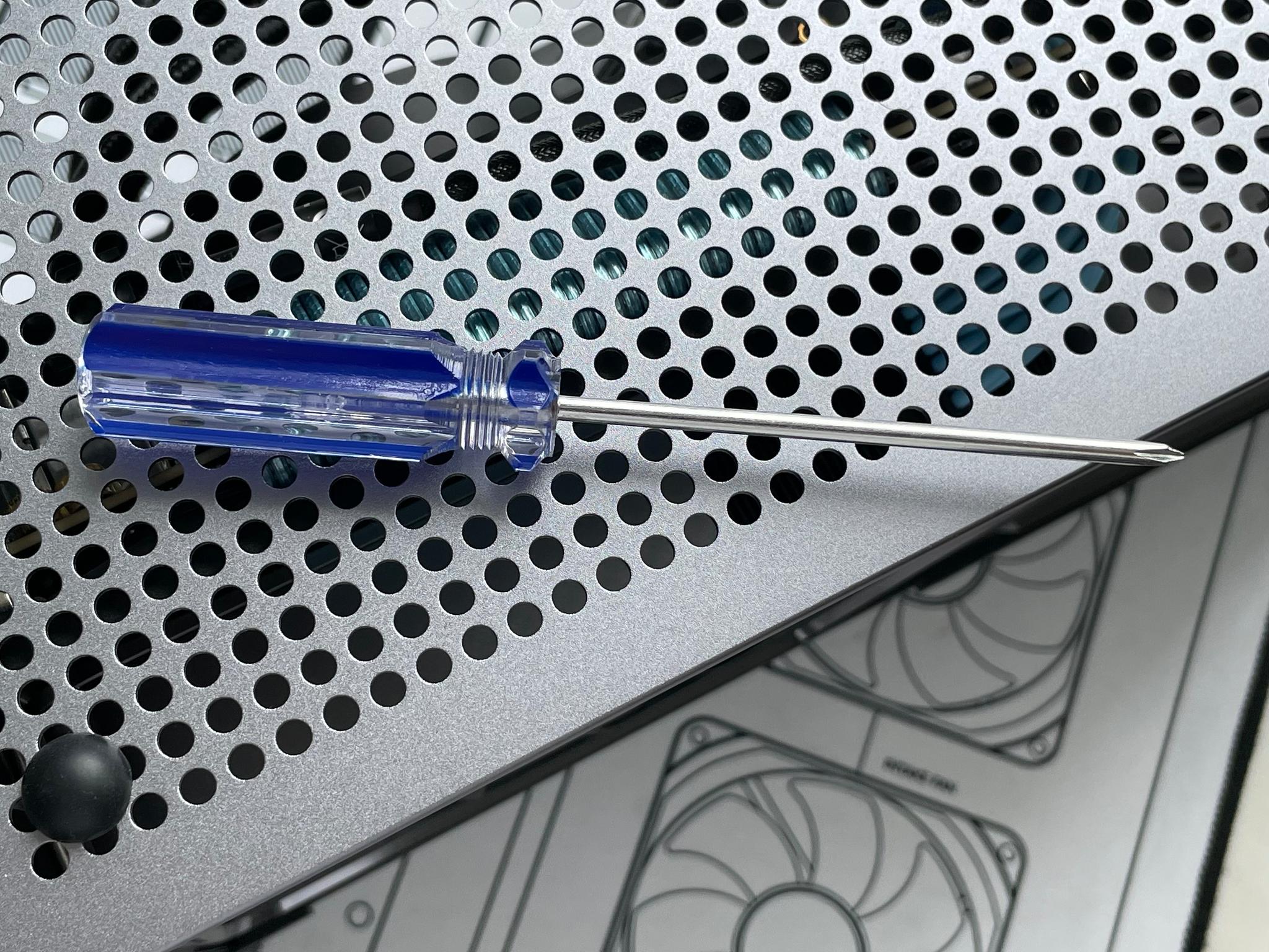 Small Phillips Tip Screwdriver for M.2 SSDs - Blue/Clear