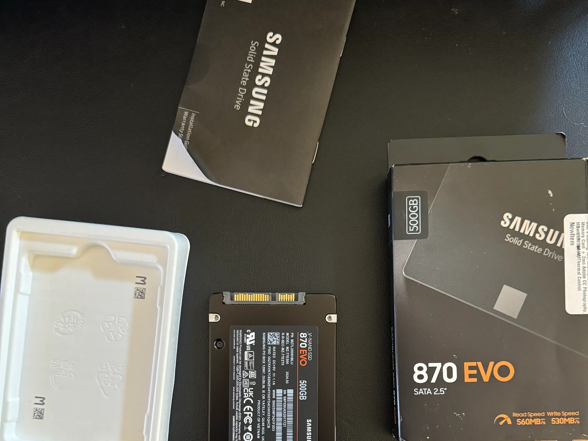 SAMSUNG 870 EVO