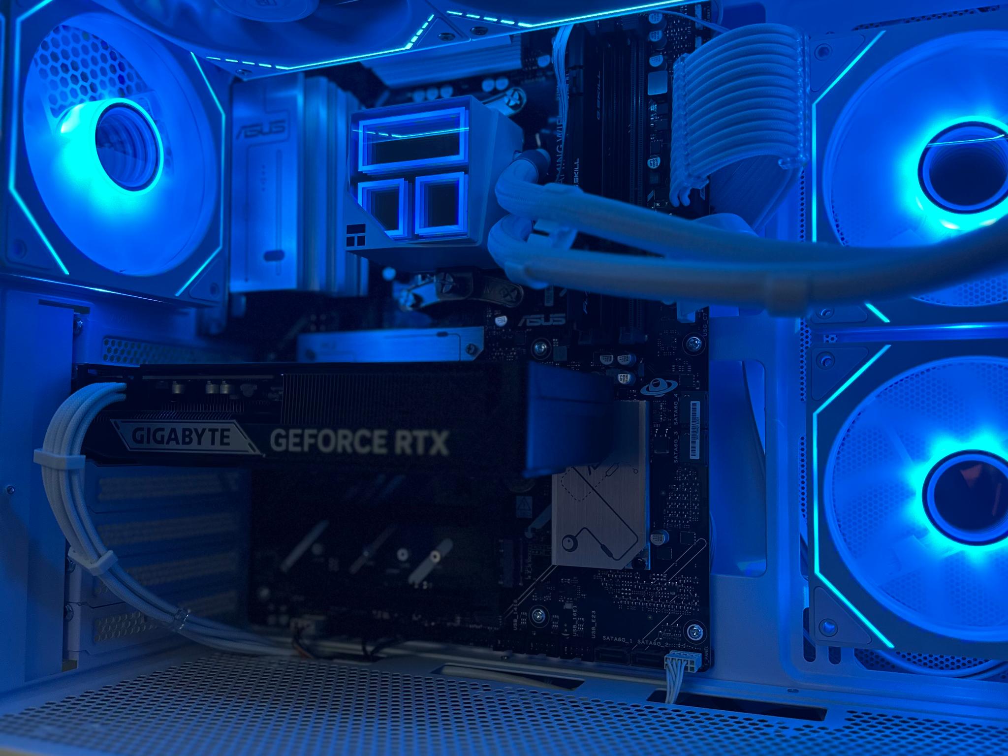 AM5 White Gaming PC | R5 7600x | RTX 5060 Ti | 1TB SSD