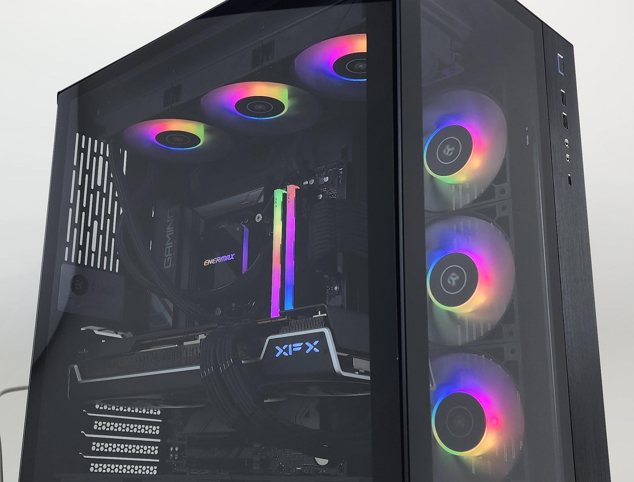 Gaming PC Ryzen 7 7800X3D 32GB RAM 2TB SSD RX 7900 XT 20GB Win11 Computer