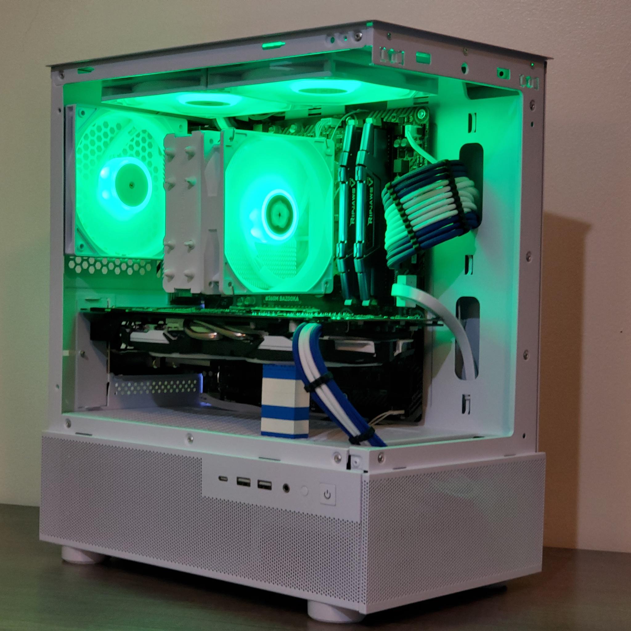 White + Blue Gaming PC | GTX 1070 | i5 8400 | 16GB | 512GB | ARGB | Wi-Fi + BT