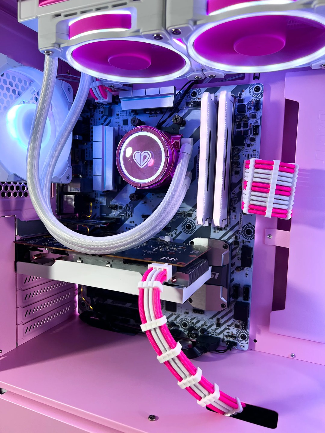 自作ゲーミングPC　Ryzen 5 2600X Radeon RX 6600 Ryzen 5 2600 | Radeon RX 6600 | Pink Gaming PC Build | Jawa