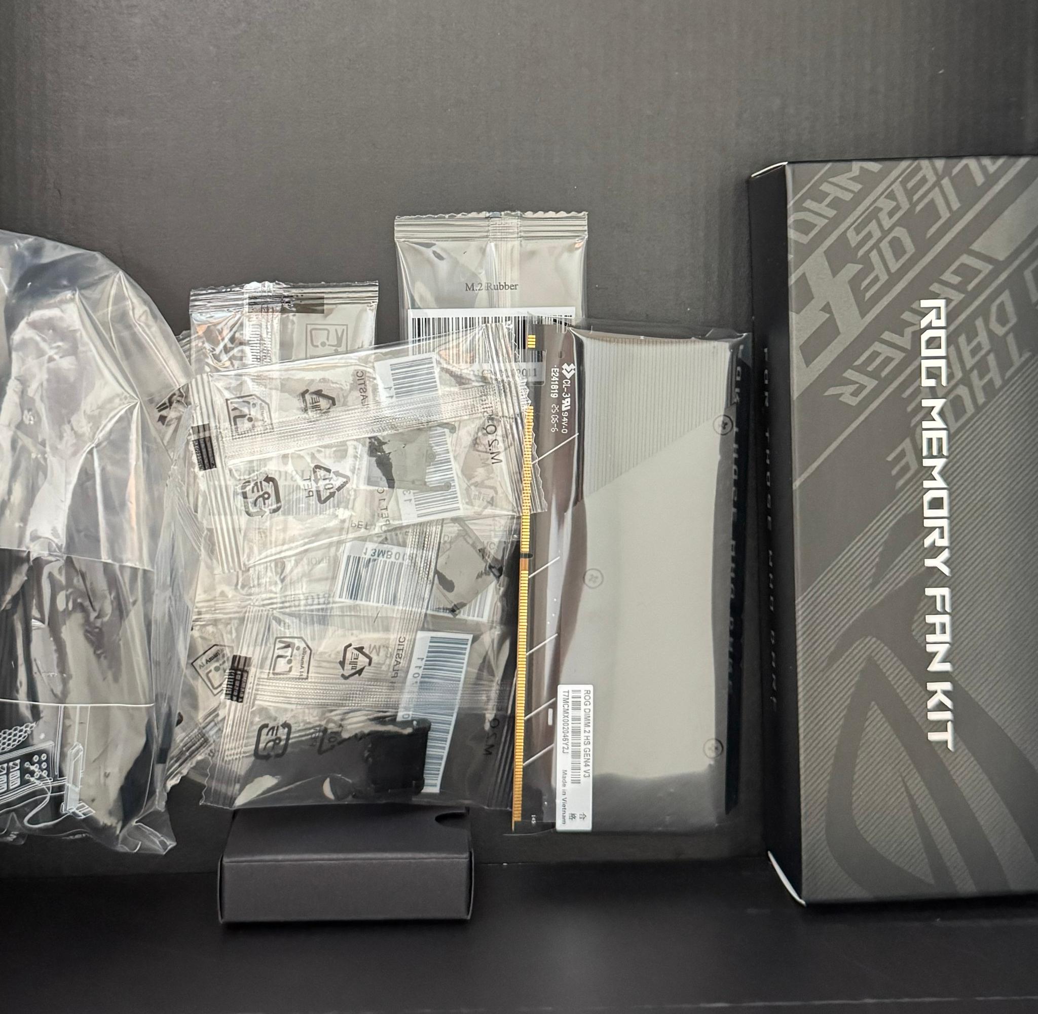 ASUS ROG CROSSHAIR X870E APEX AMD AM5 ATX motherboard + AMD Ryzen 7 9800X3D CPU Combo