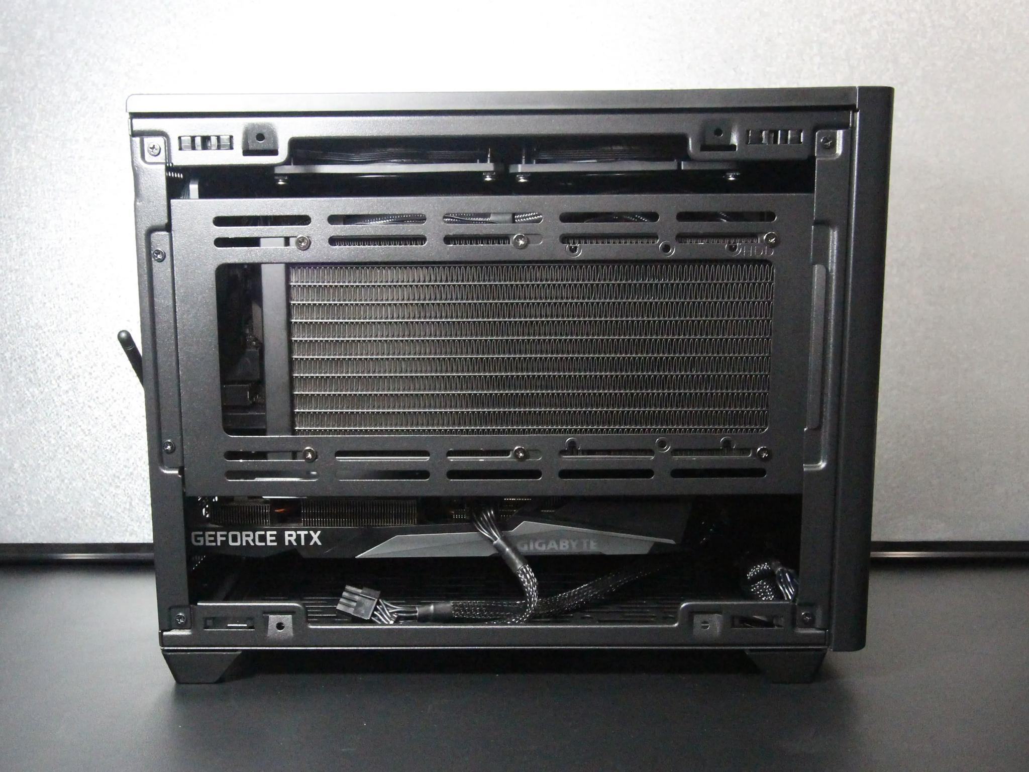 Mini-ITX Water Cooled Gaming PC / AMD Ryzen 7 5800X / RTX 3060ti / 32GB DDR4 / 1TB / Windows 11 Pro