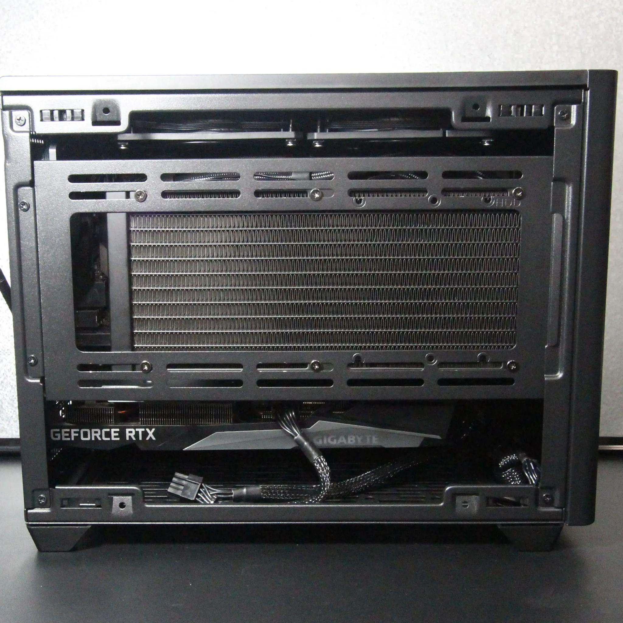 Mini-ITX Water Cooled Gaming PC / AMD Ryzen 7 5800X / RTX 3060ti / 32GB DDR4 / 1TB / Windows 11 Pro