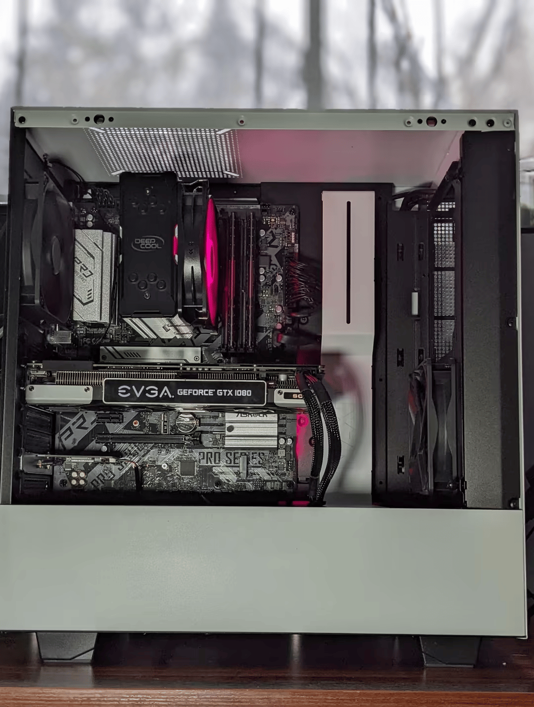 Solid Entry Level Gaming PC: i5-11400F, GTX 1080, 16GB RAM, Black White & Silver, RGB